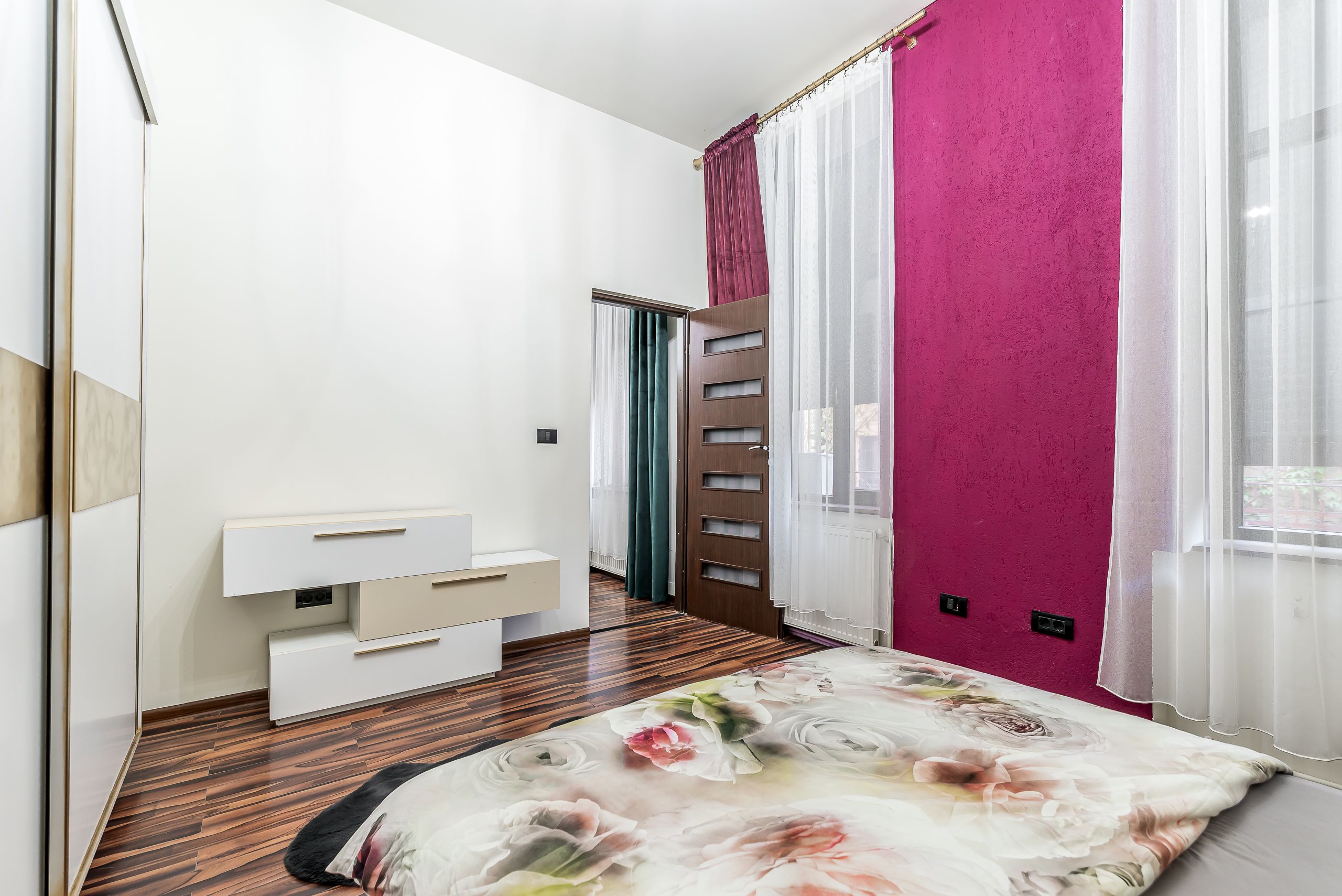 APARTAMENT ULTRACENTRAL | STR. UNIRII | MONUMENT ISTORIC - COMISION 0 — fotografia 4