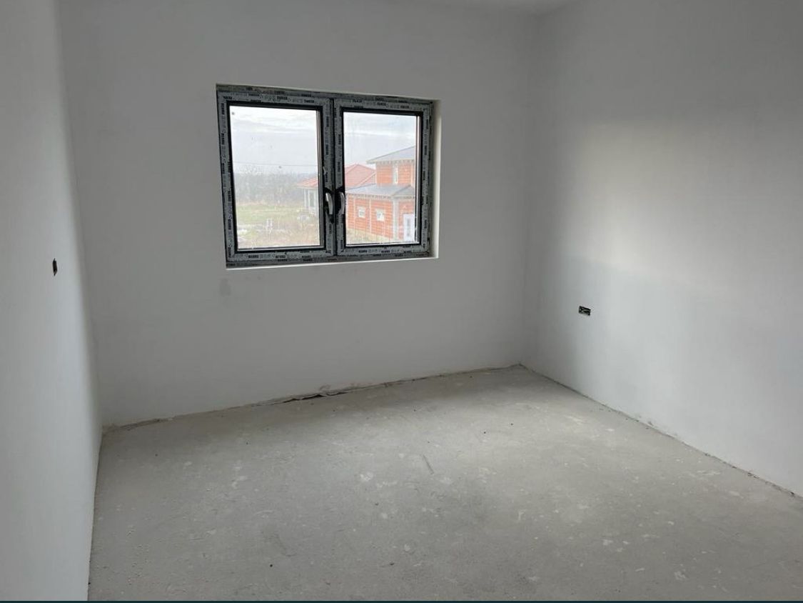 Casa finisata de vanzare, 114,900€, Martinesti — fotografia 2