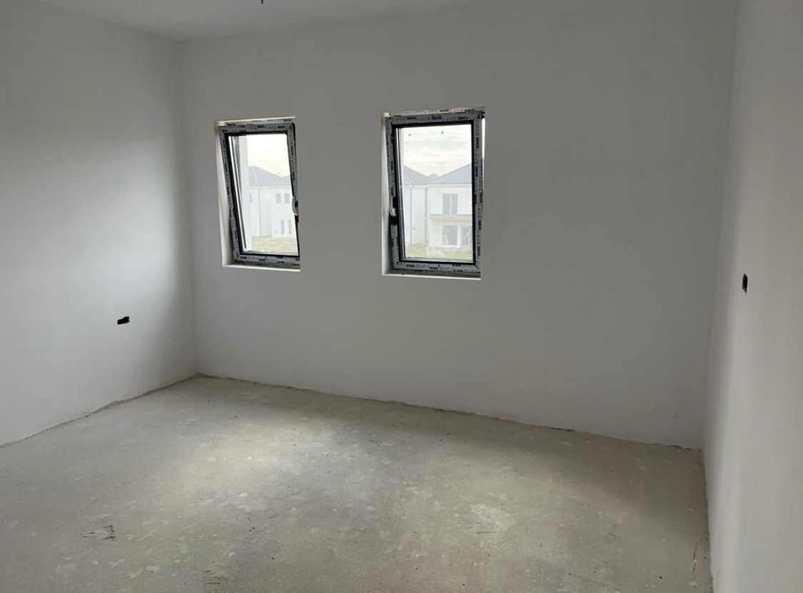 Casa finisata de vanzare, 114,900€, Martinesti — fotografia 5