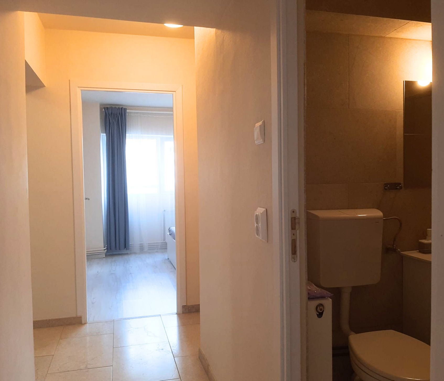Vanzare 3 camere complet renovat zona pietonala Racadau — fotografia 16