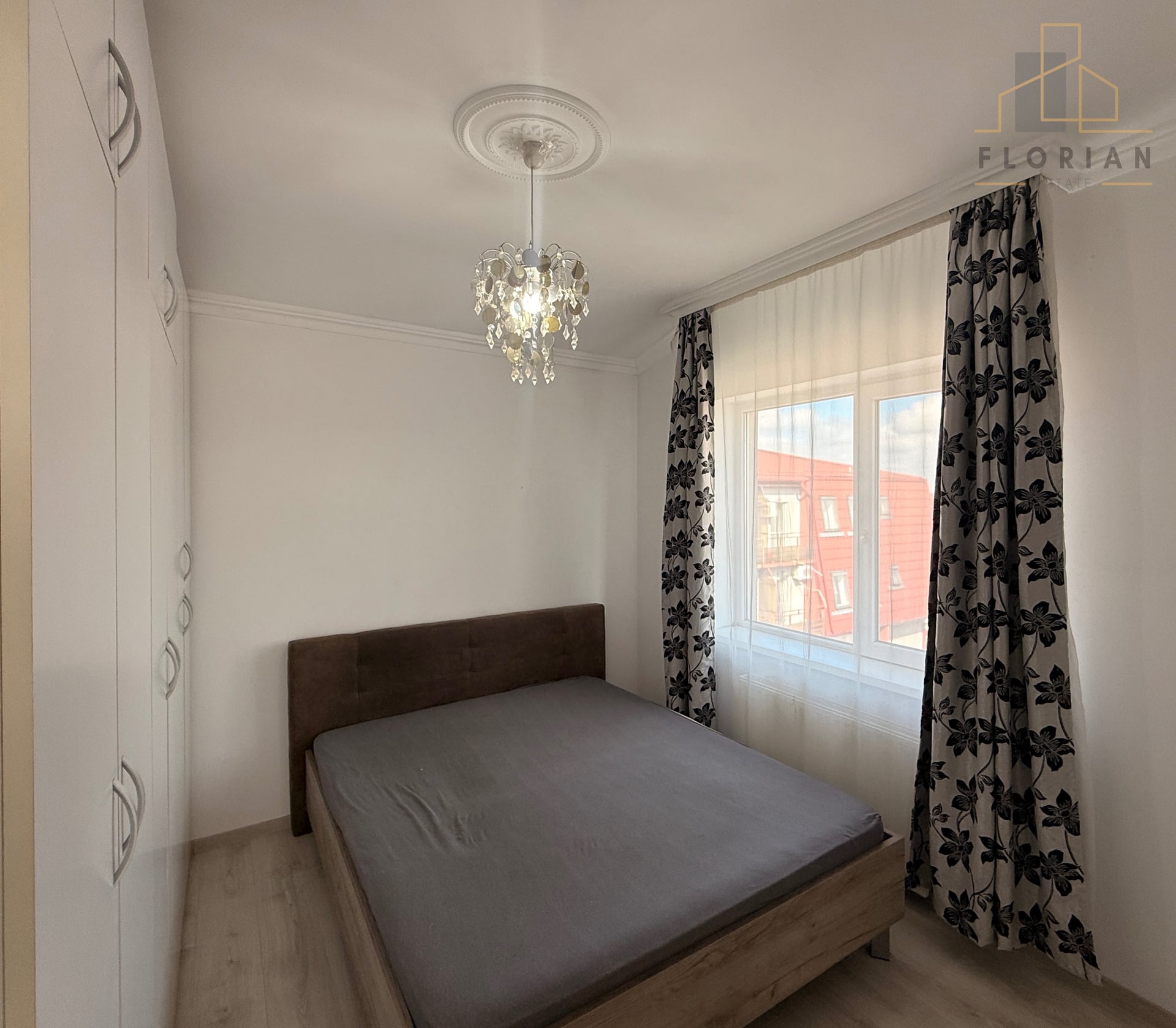 Apartament de închiriat — fotografia 3