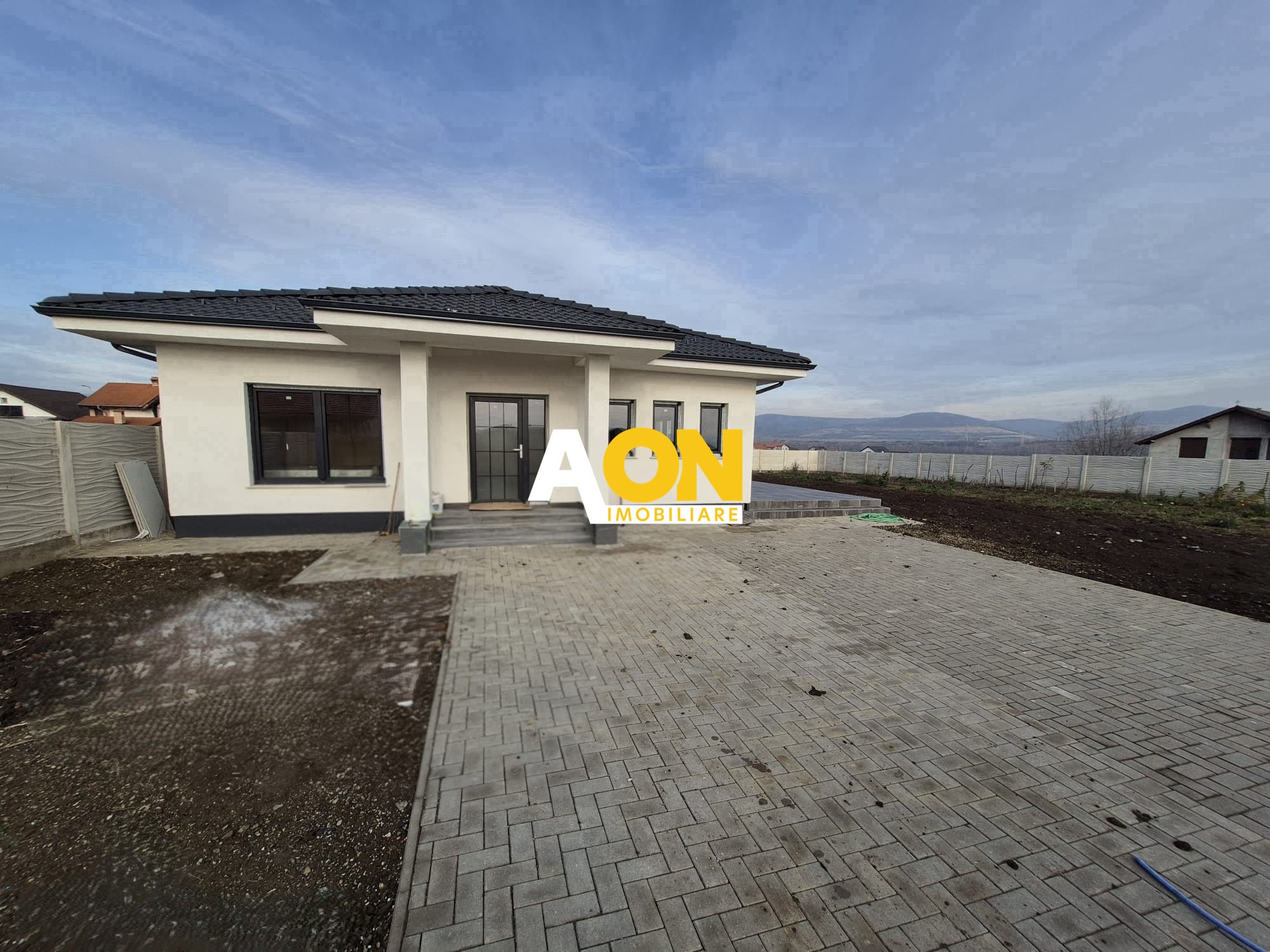 Casa 4 Camere, Teren 1000 mp, Zona Micesti, Toate Utilitatile
