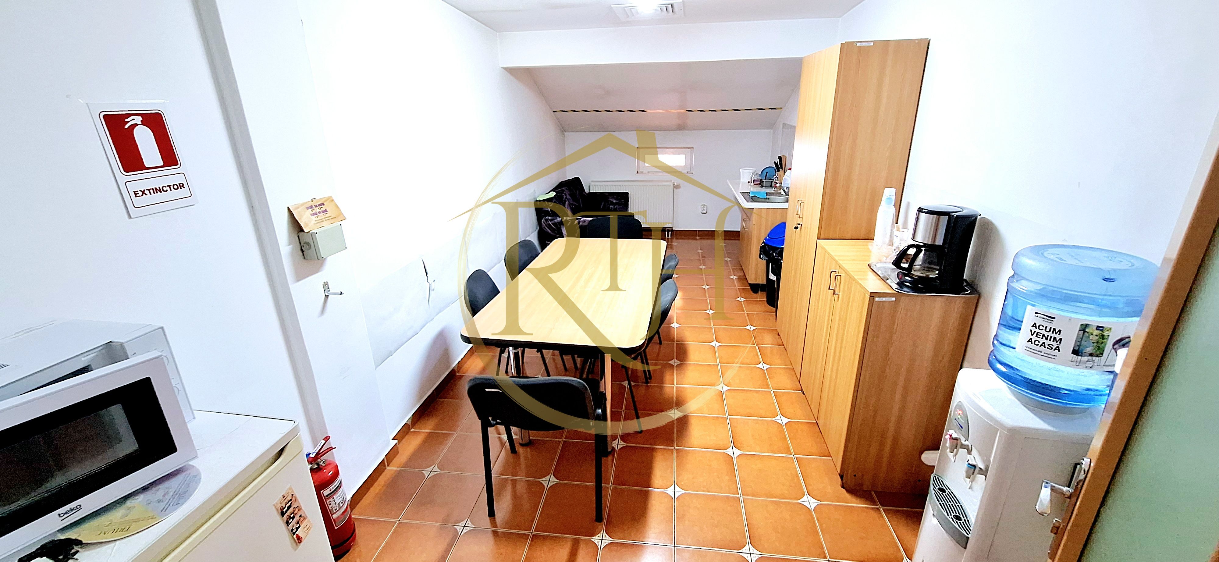 Oferim spre inchiriere spatii pentru birouri, zona Soarelui, Parcare privata — fotografia 10