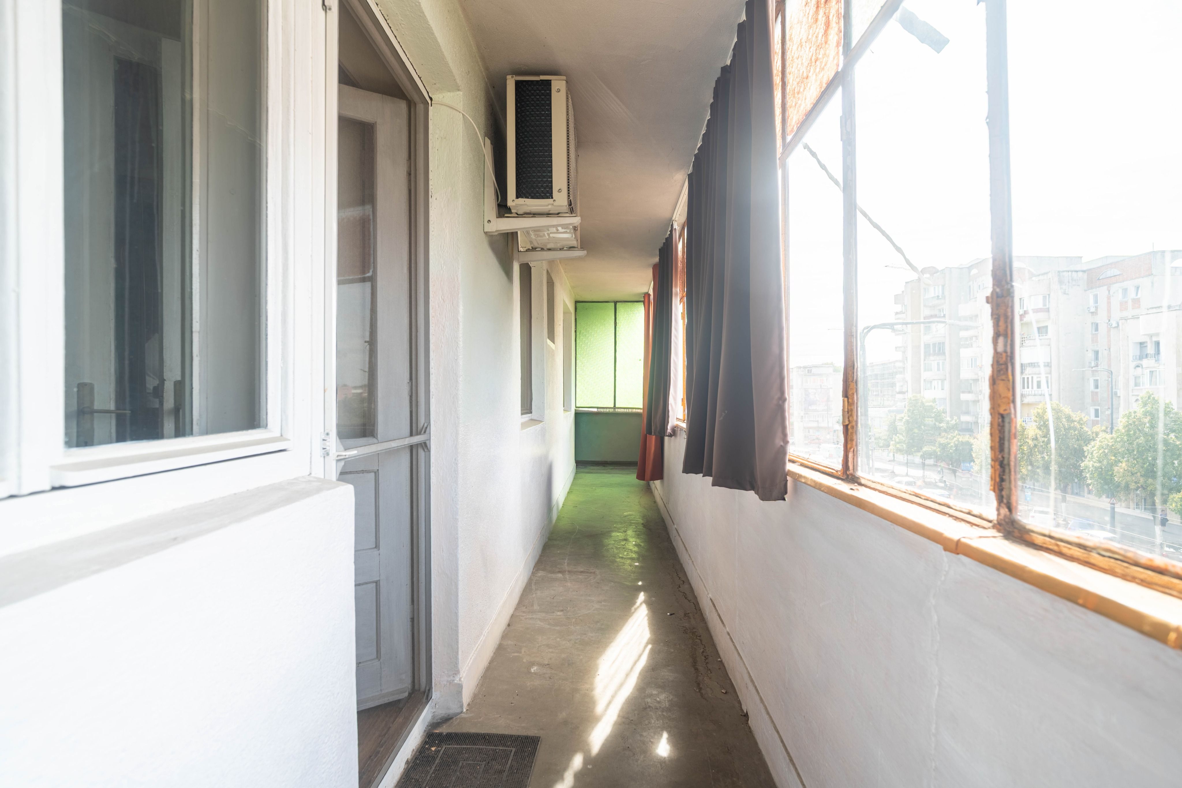 Apartament 3 camere - etaj 3 - bvd. Revolutiei - COMISION 0 — fotografia 5
