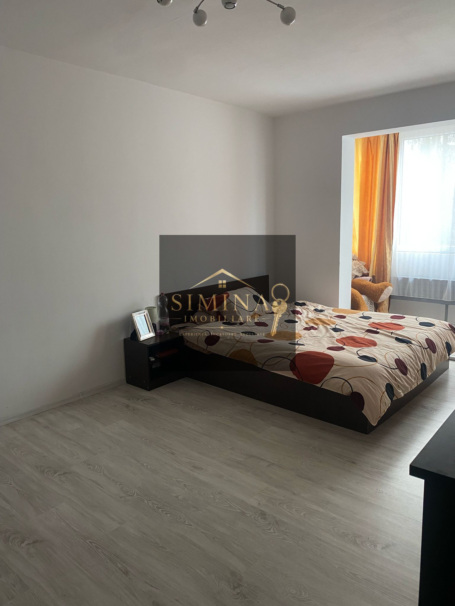 Apartament 2 camere, De Vânzare, Etaj Intermediar, Unirii
