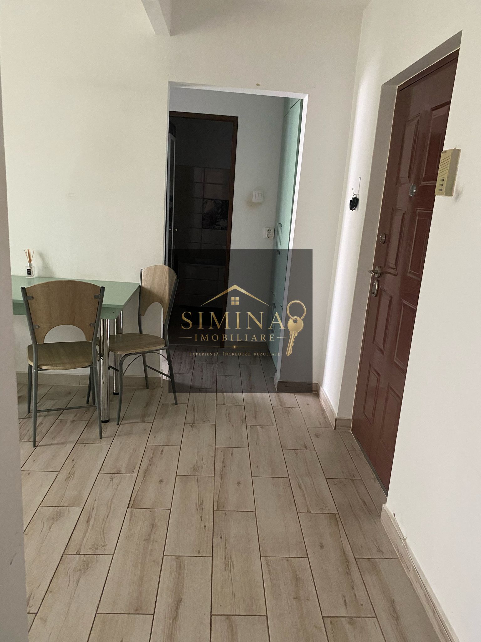 Apartament 2 camere, De Vânzare, Etaj Intermediar, Unirii — fotografia 3