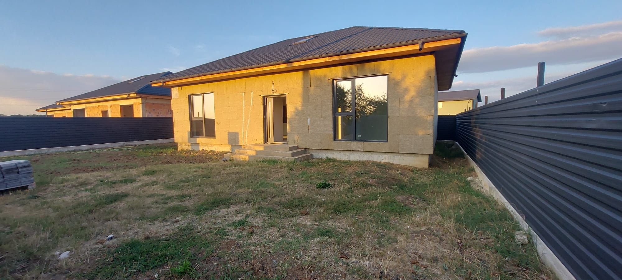 Casă cu 4 camere | Periș | 105 mp utili + terasă generoasă — fotografia 10