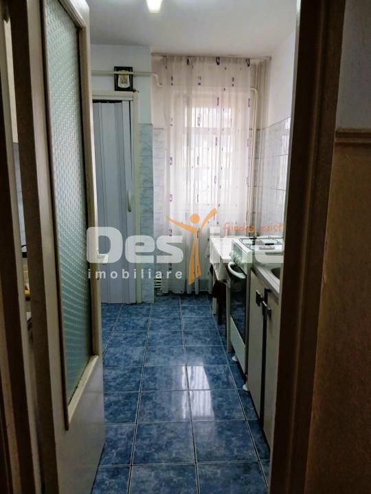 Apartament cu 3 camere de vanzare zona centrala — fotografia 5