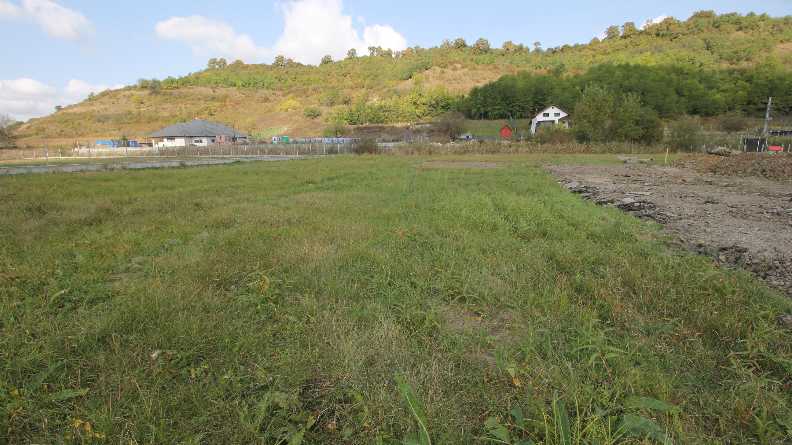 Teren 780 mp, Livezeni cu PUG aprobat recent,asfalt — fotografia 6
