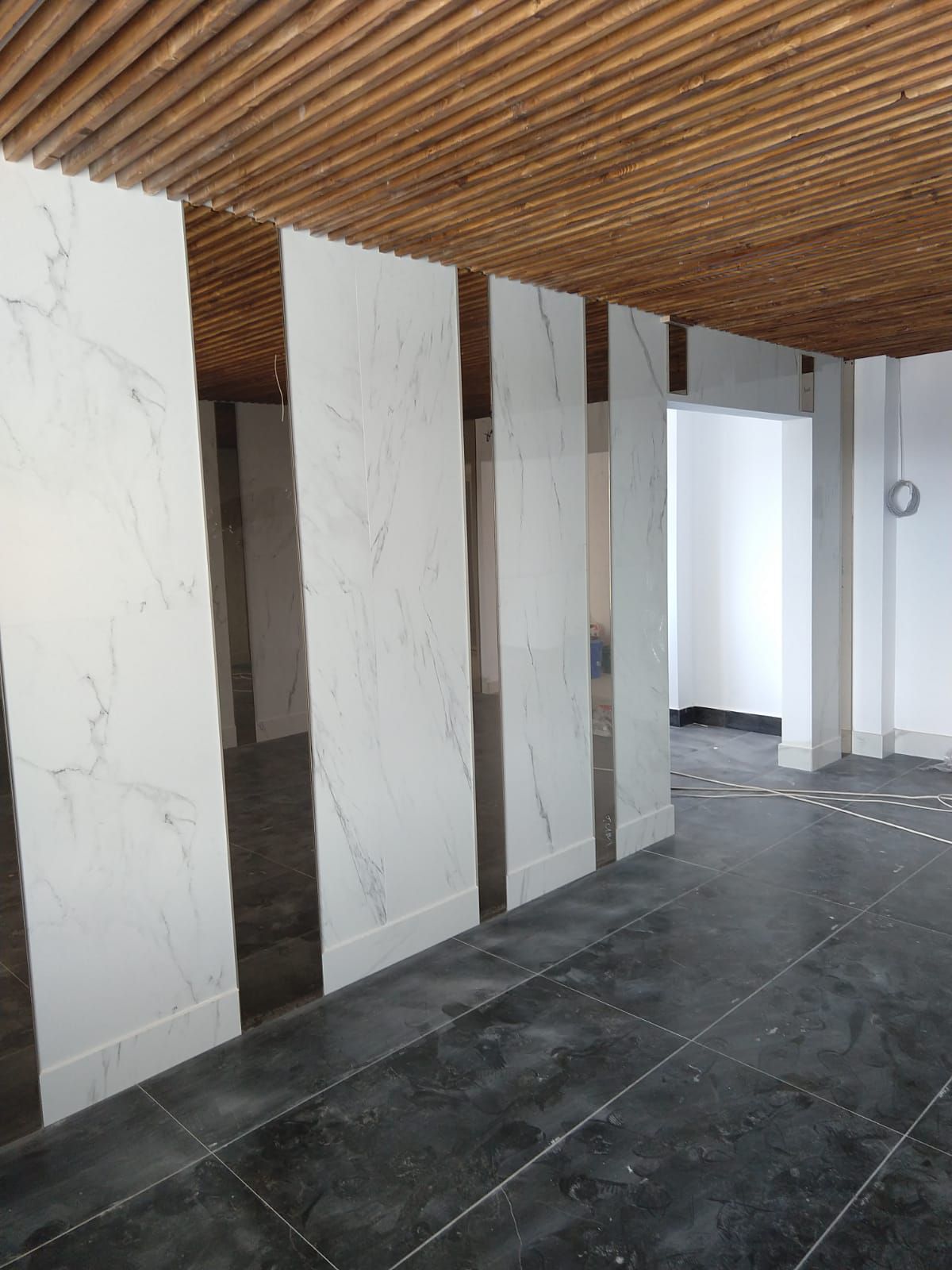 Camin de nefamilisti 98 camere Ploiesti Mihai Bravu - renovat - mobilat - utilat — fotografia 6