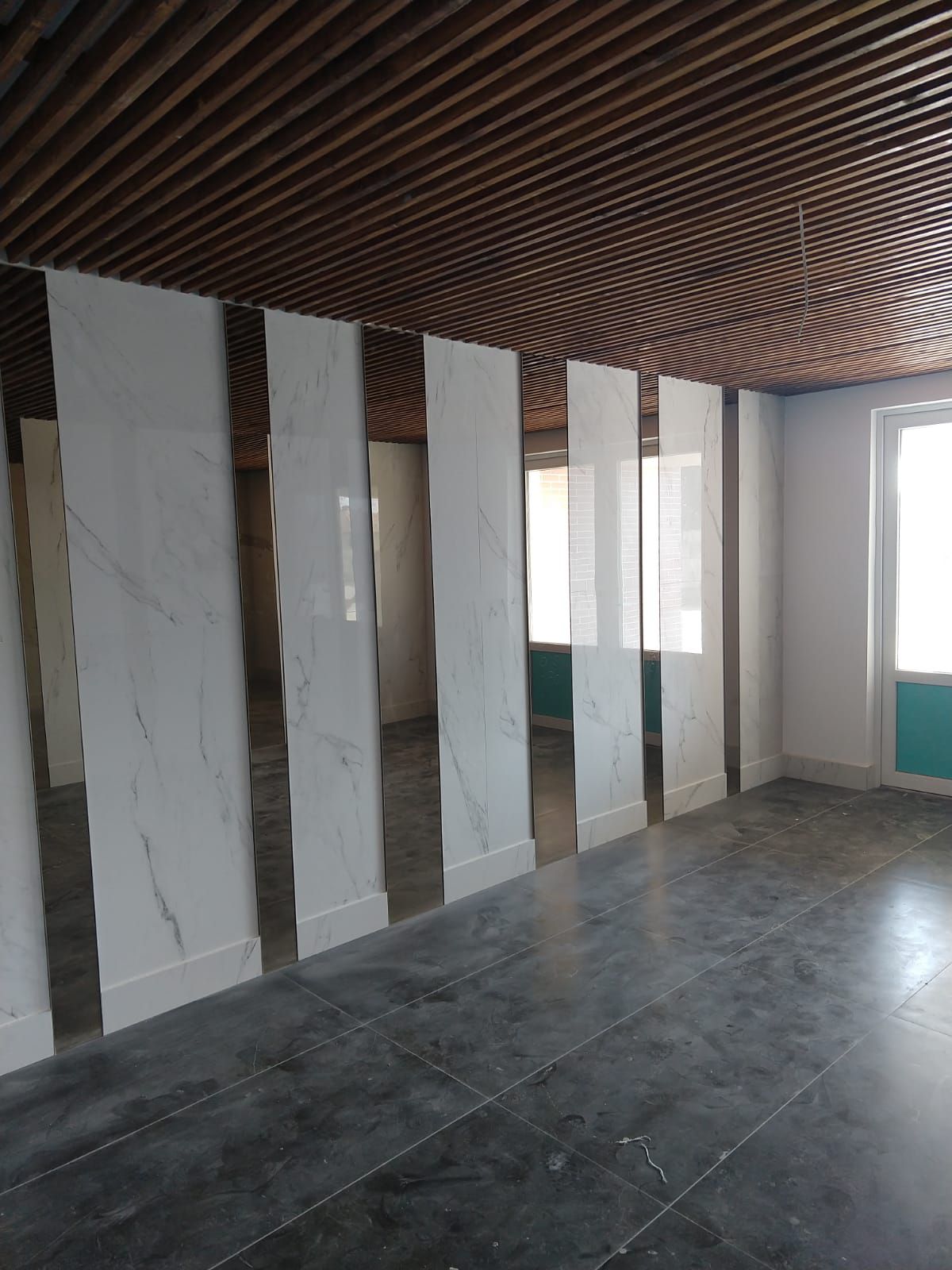 Camin de nefamilisti 98 camere Ploiesti Mihai Bravu - renovat - mobilat - utilat — fotografia 8