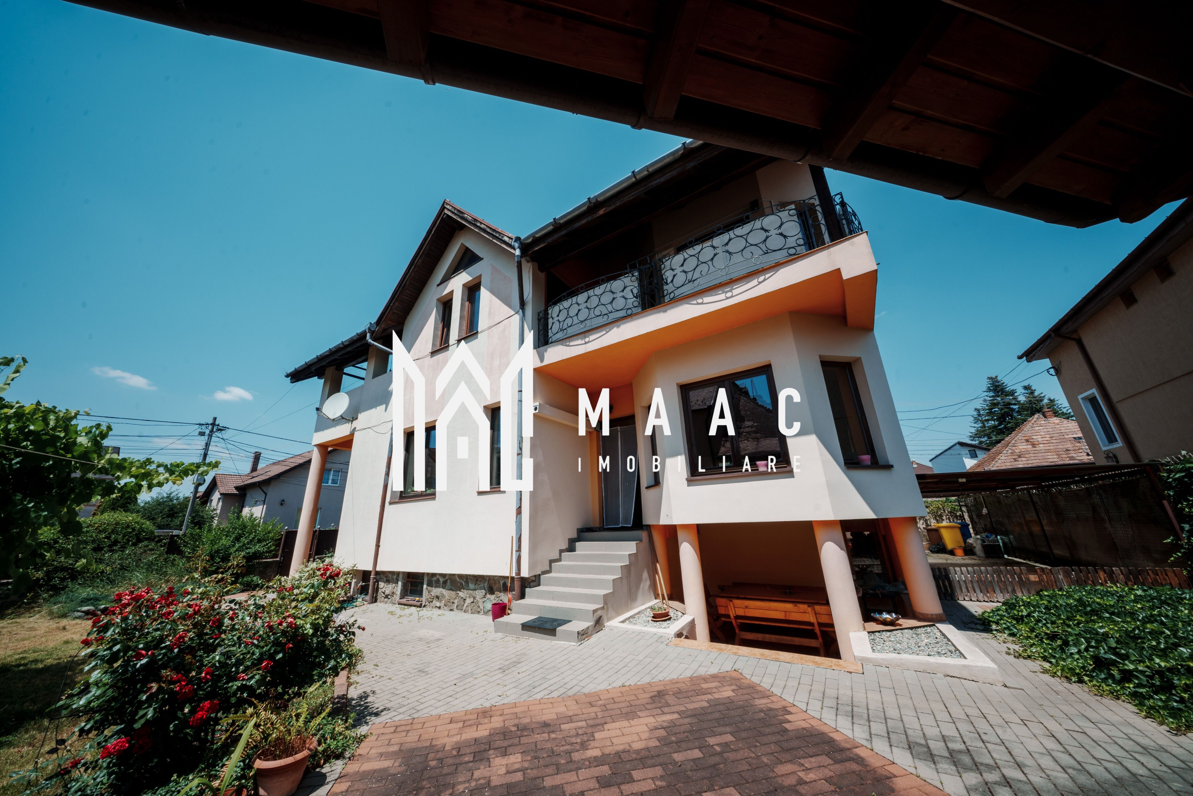 Case de vânzare Sibiu | Trei Stejari | 320 mp, acces din 2 străzi — fotografia 11