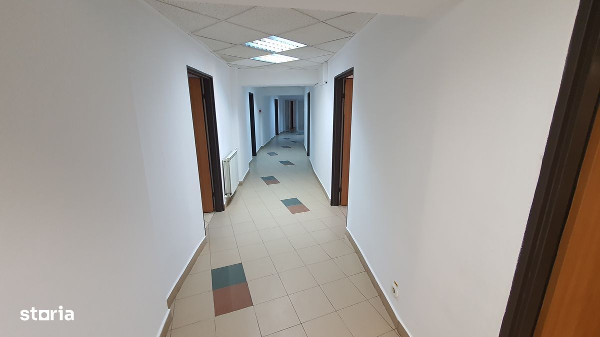 Spatiu birouri de vanzare in Piata Unirii, blocul Sitraco, 1100 mp — fotografia 4