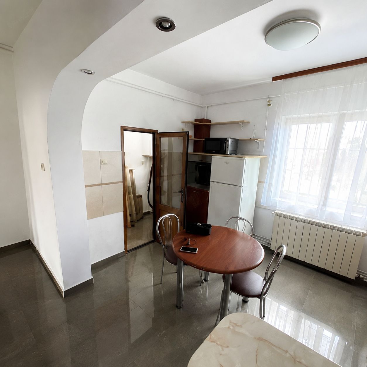 Apartament cu 3 camere, 90 mp, decomandat – lângă Medicină, Timișoara — fotografia 2