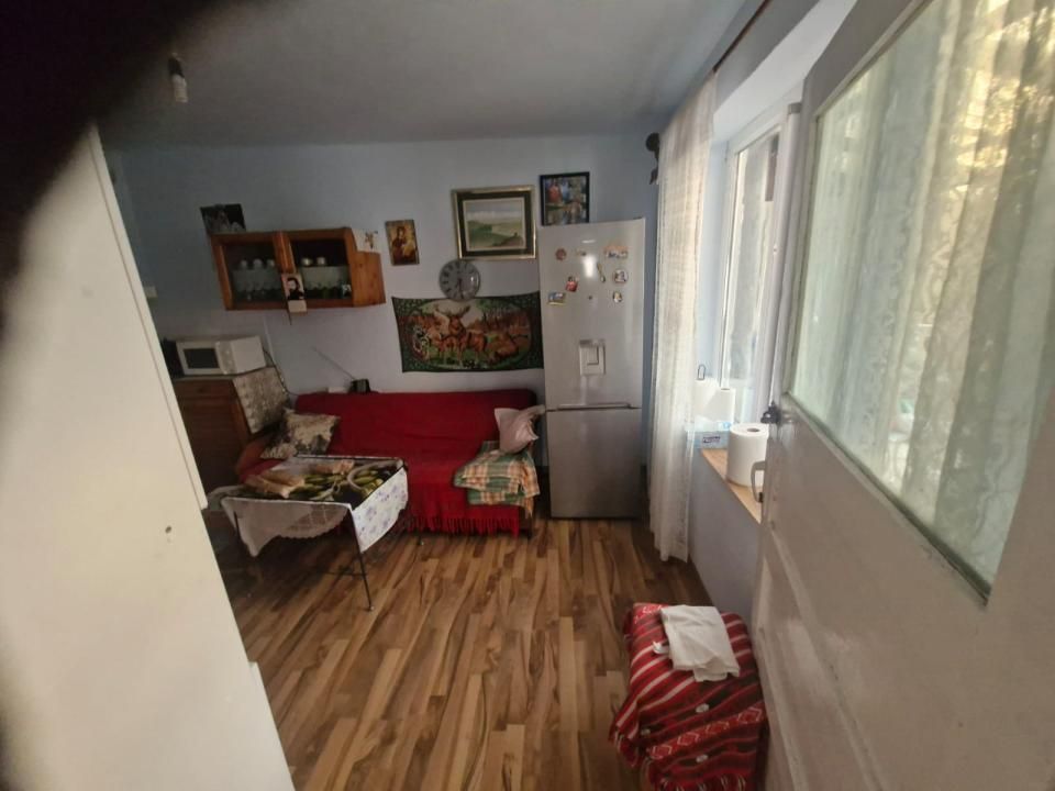 Casă frumoasă - zonă liniștită — fotografia 5