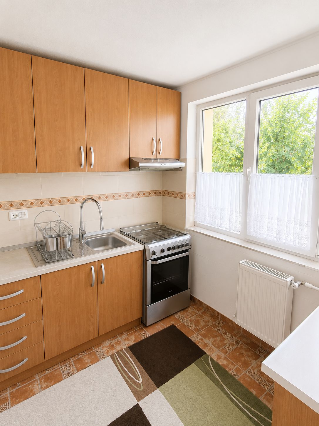 Apartament la casă cu terasă generoasă, între Lipovei și Aradului – co — fotografia 3