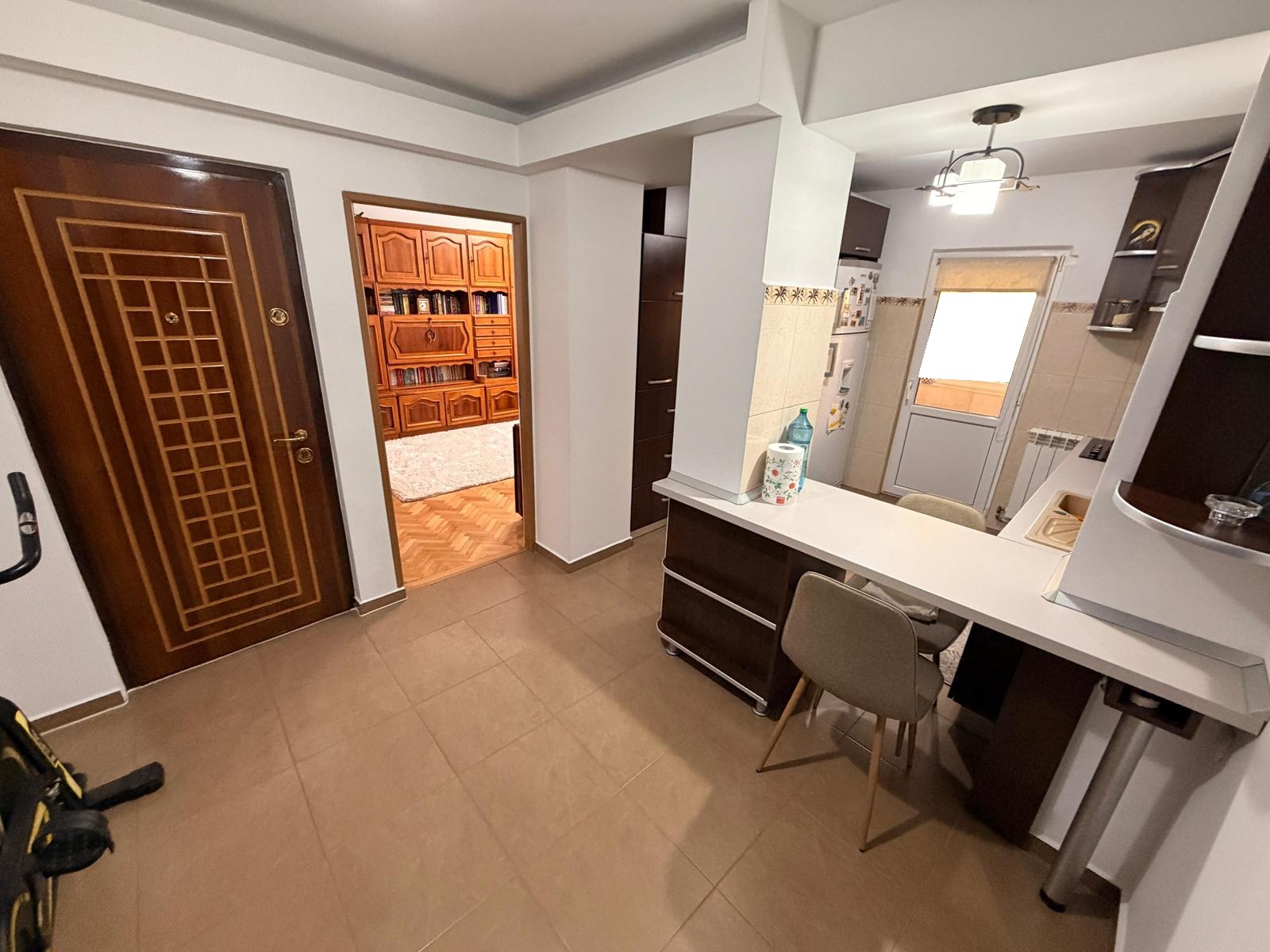 Apartament 3 camere, Zona Obcini