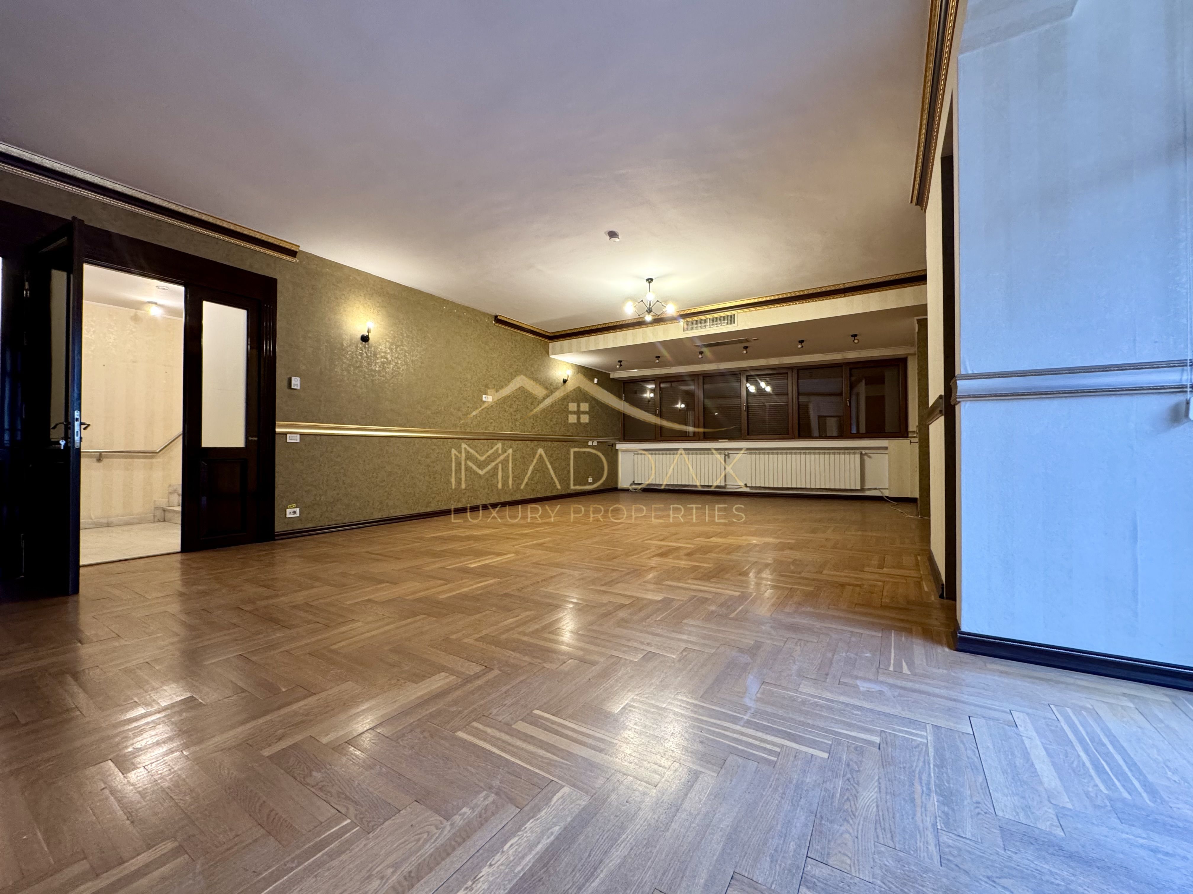 Vila centrala cu 13 camere *460mpu* + garaj // Dorobanți — fotografia 11