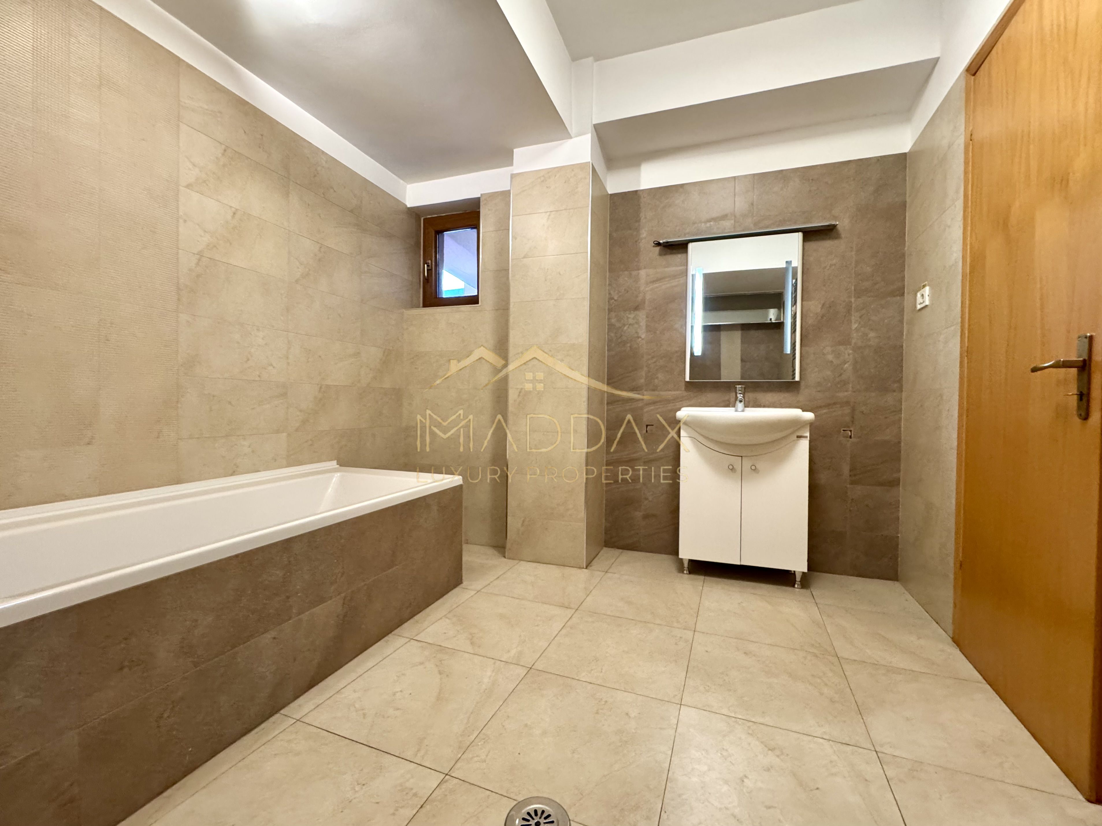 Vila centrala cu 13 camere *460mpu* + garaj // Dorobanți — fotografia 18
