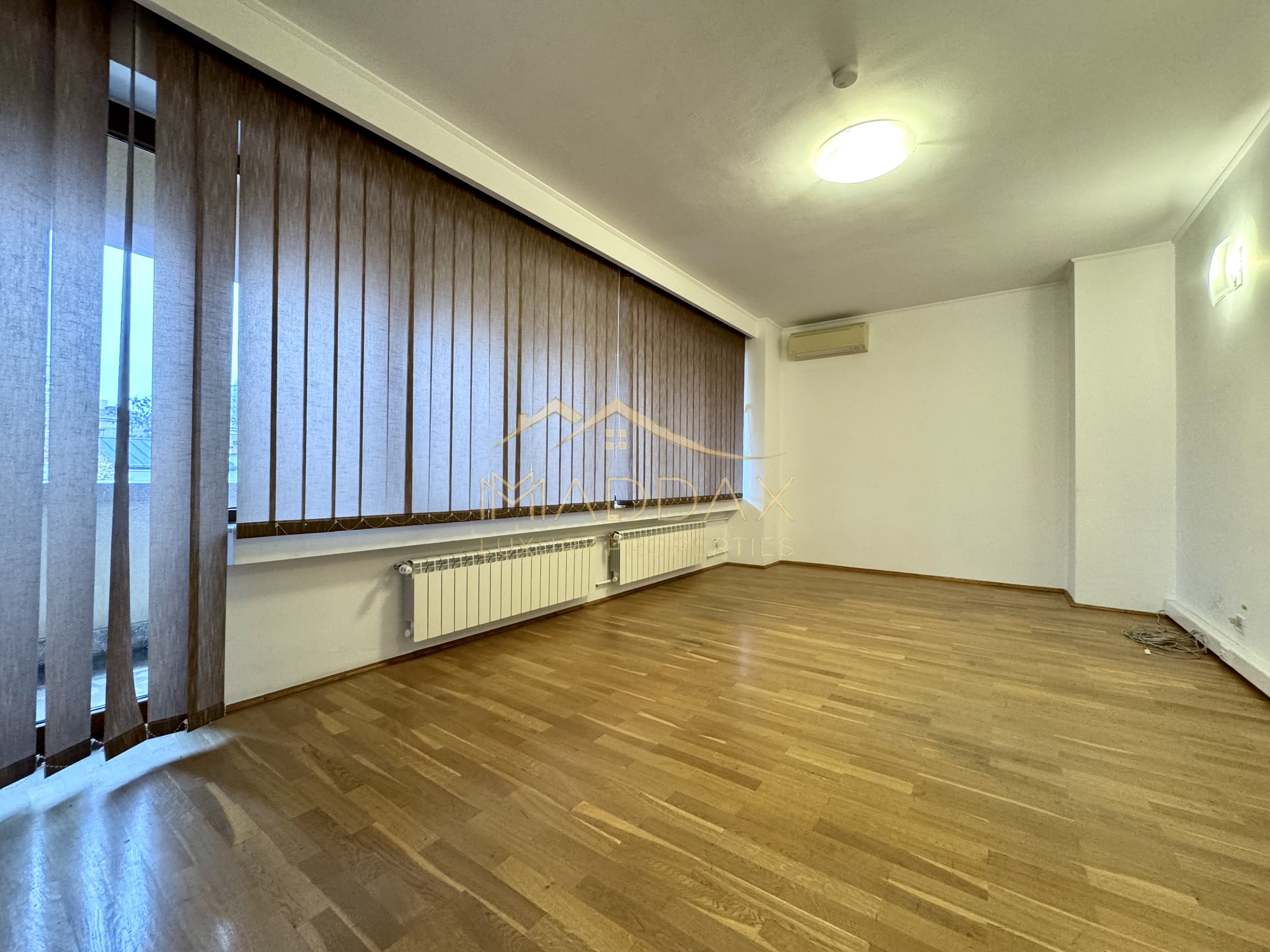 Vila centrala cu 13 camere *460mpu* + garaj // Dorobanți — fotografia 32