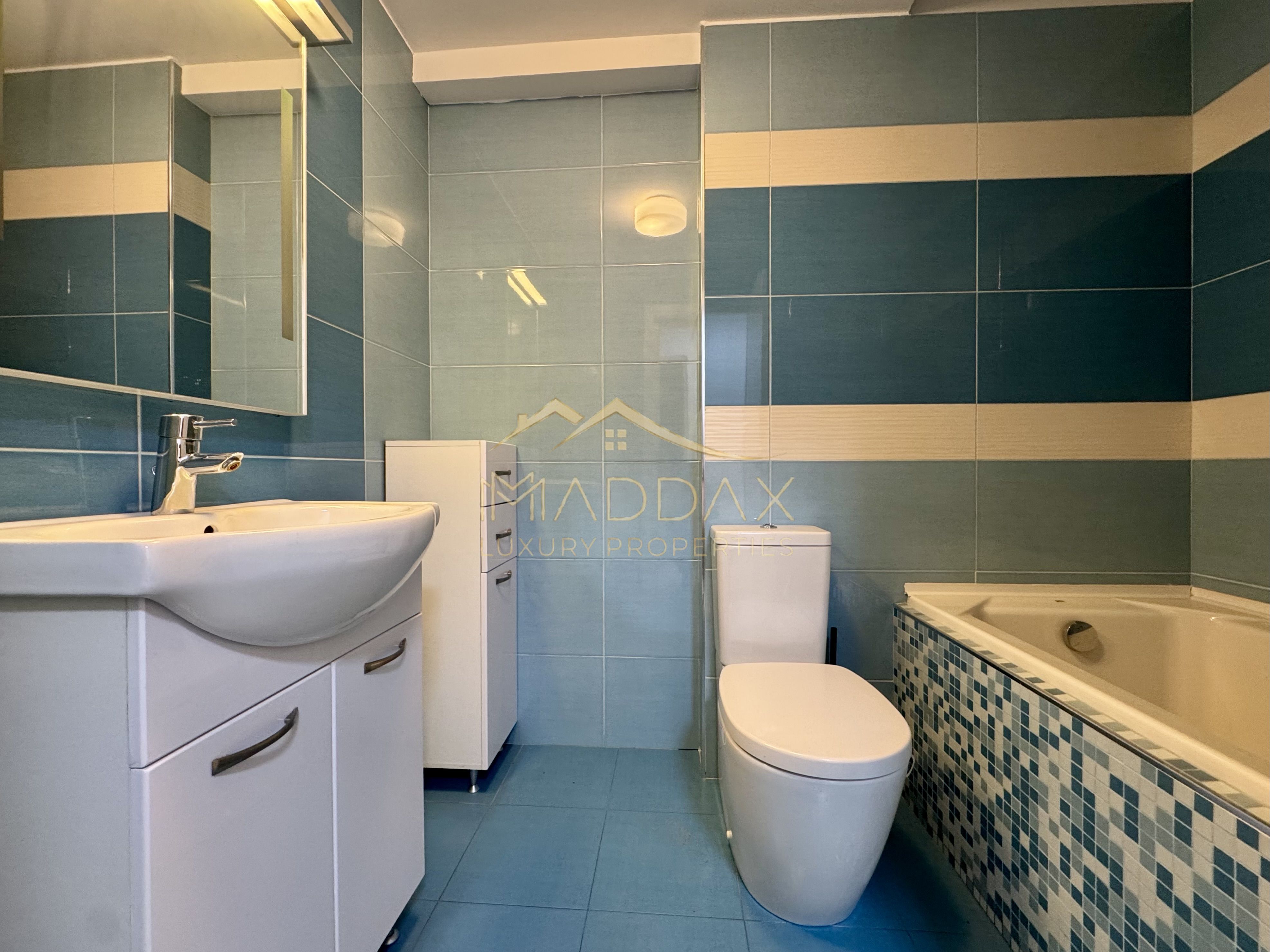 Vila centrala cu 13 camere *460mpu* + garaj // Dorobanți — fotografia 40