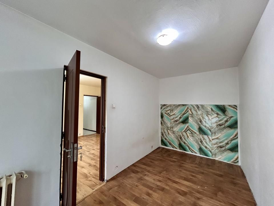 Apartament 2 camere, etaj 1, balcon, Vest, Ploiesti — fotografia 3