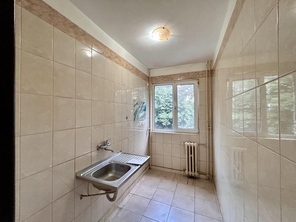 Apartament 2 camere, etaj 1, balcon, Vest, Ploiesti — fotografia 6