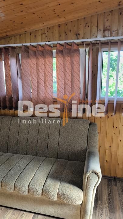 Casă P+E+M + corp secundar , 240 mp teren , 2 garaje — fotografia 11