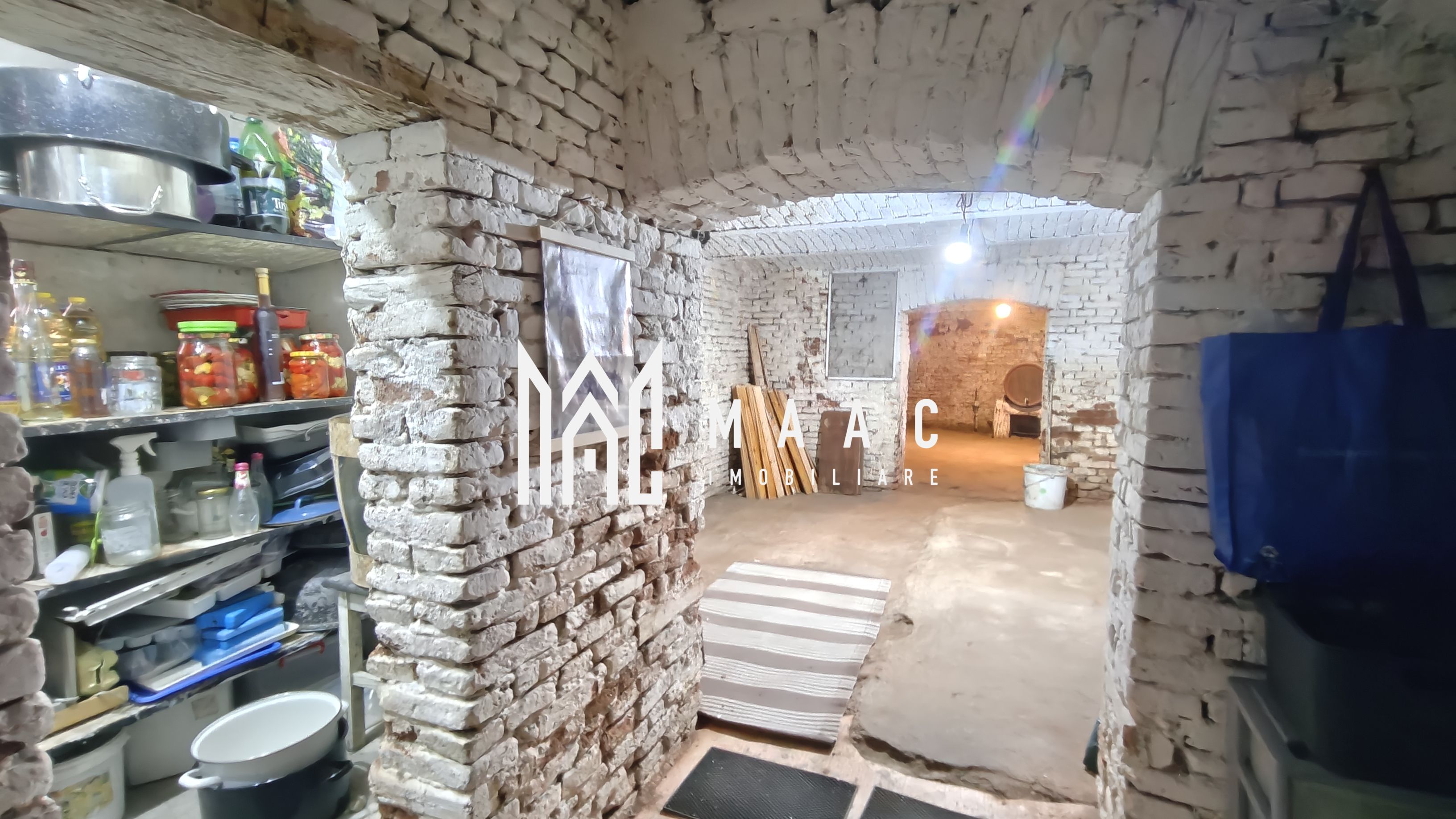 Casă 3 camere I Curte 814mp I Pivniță I Garaj I Axente Sever — fotografia 12