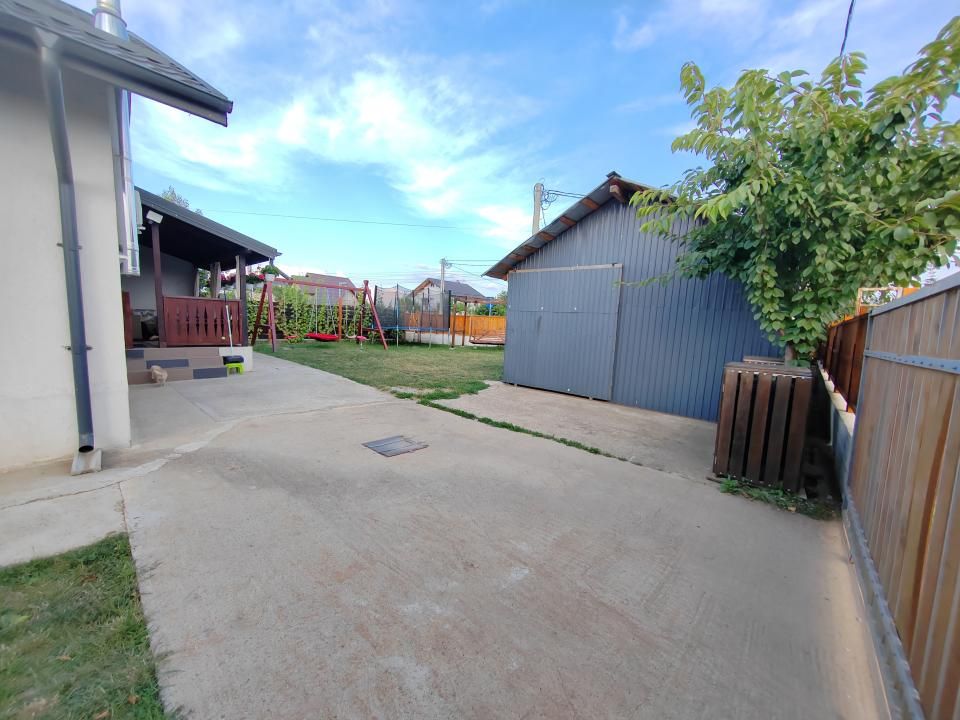 VOROVEȘTI - Casă individuală P+POD + 573 mp teren — fotografia 5