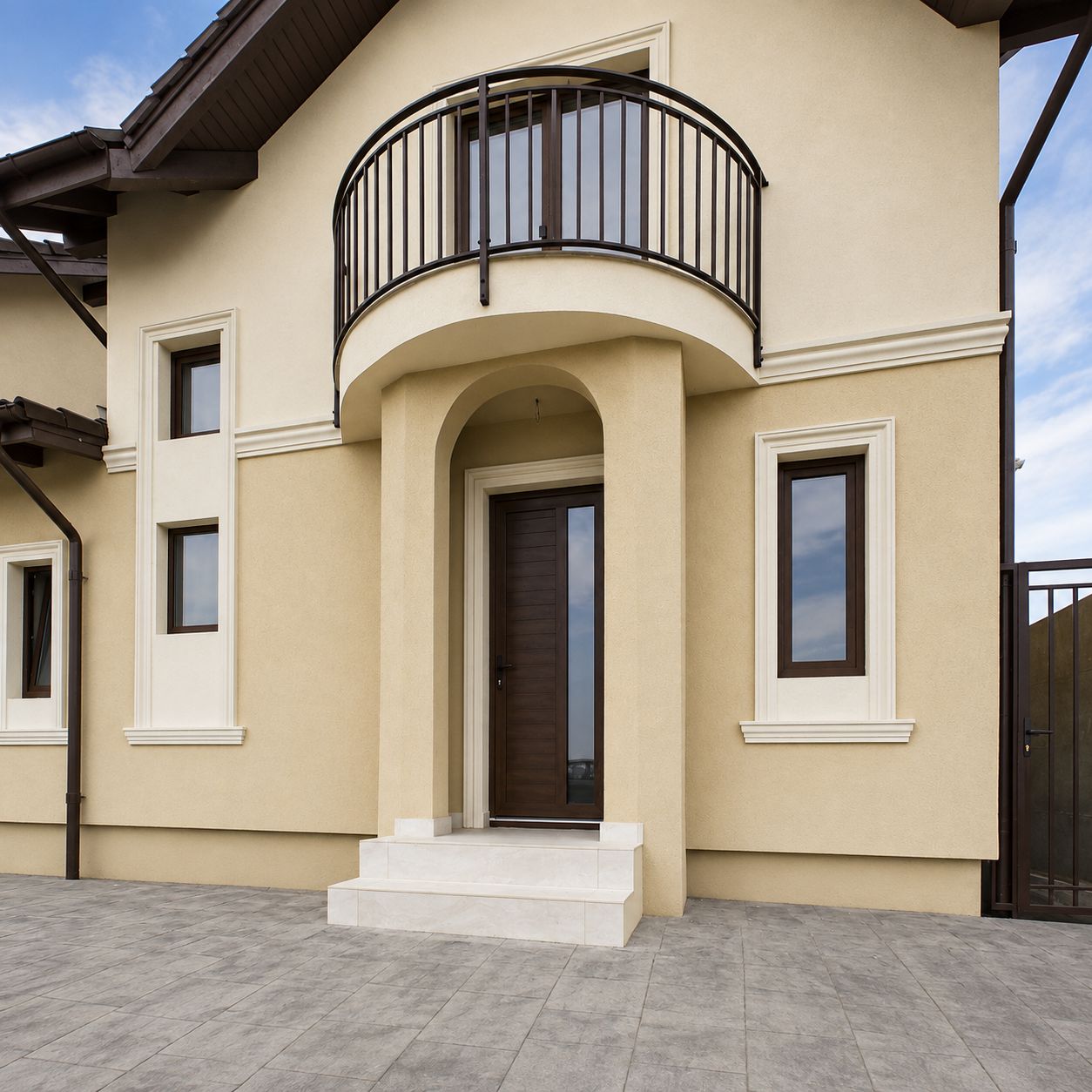 Duplex spațios 102 mp utili, teren 350 mp in\ Covaci