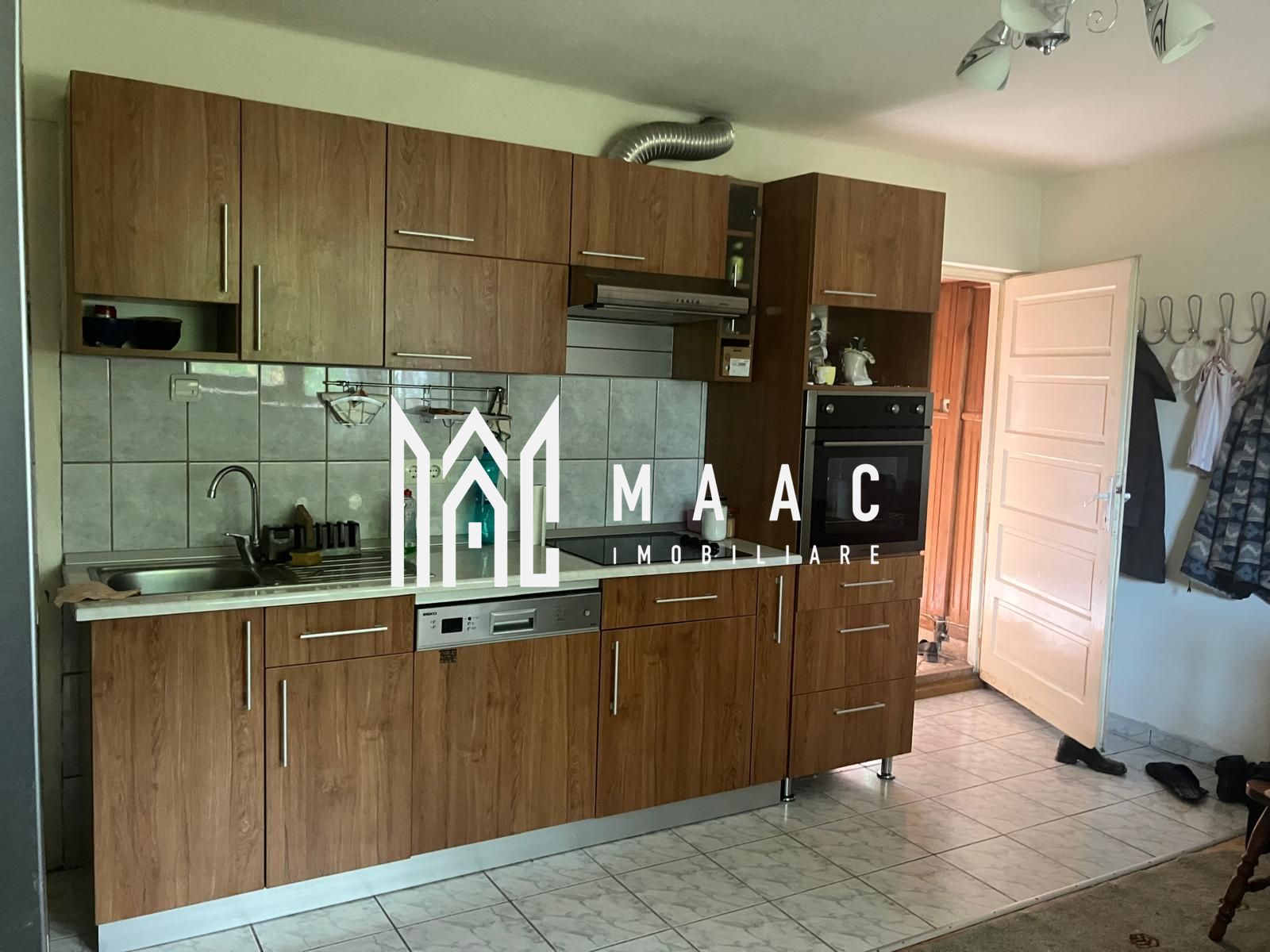 Casa 6 camere I 263 MPU I 700 MP Teren I Talmaciu — fotografia 8