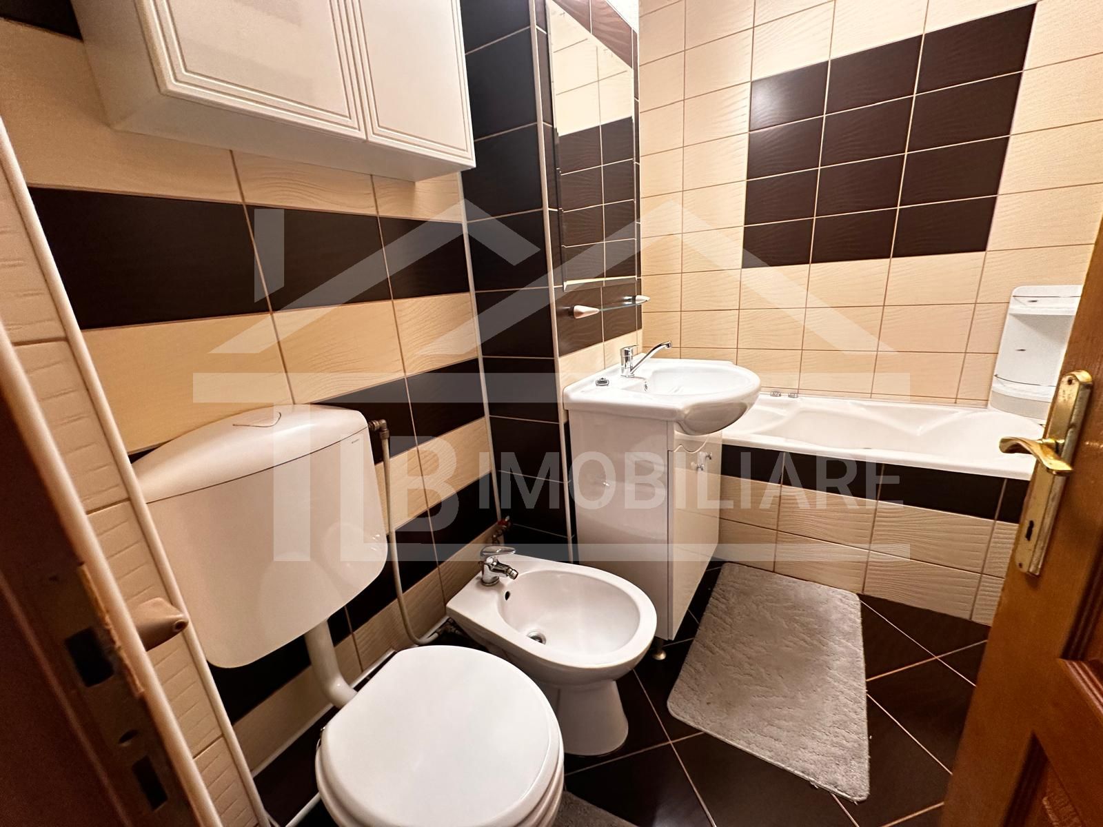 Apartament de 3 camere, 70mp,parcare, decomandat, Zona Kaufland — fotografia 10
