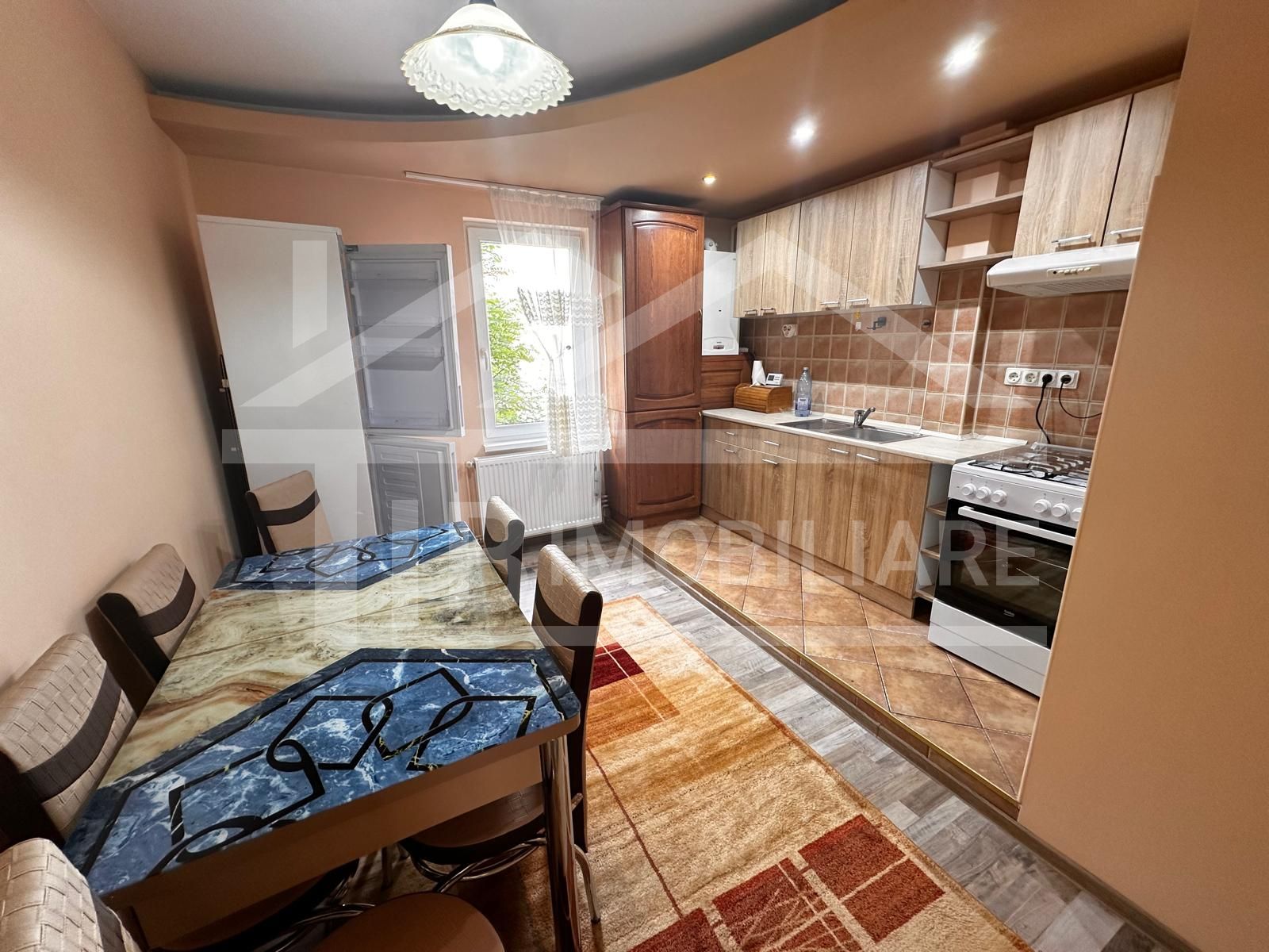 Apartament de 3 camere, 70mp,parcare, decomandat, Zona Kaufland — fotografia 7