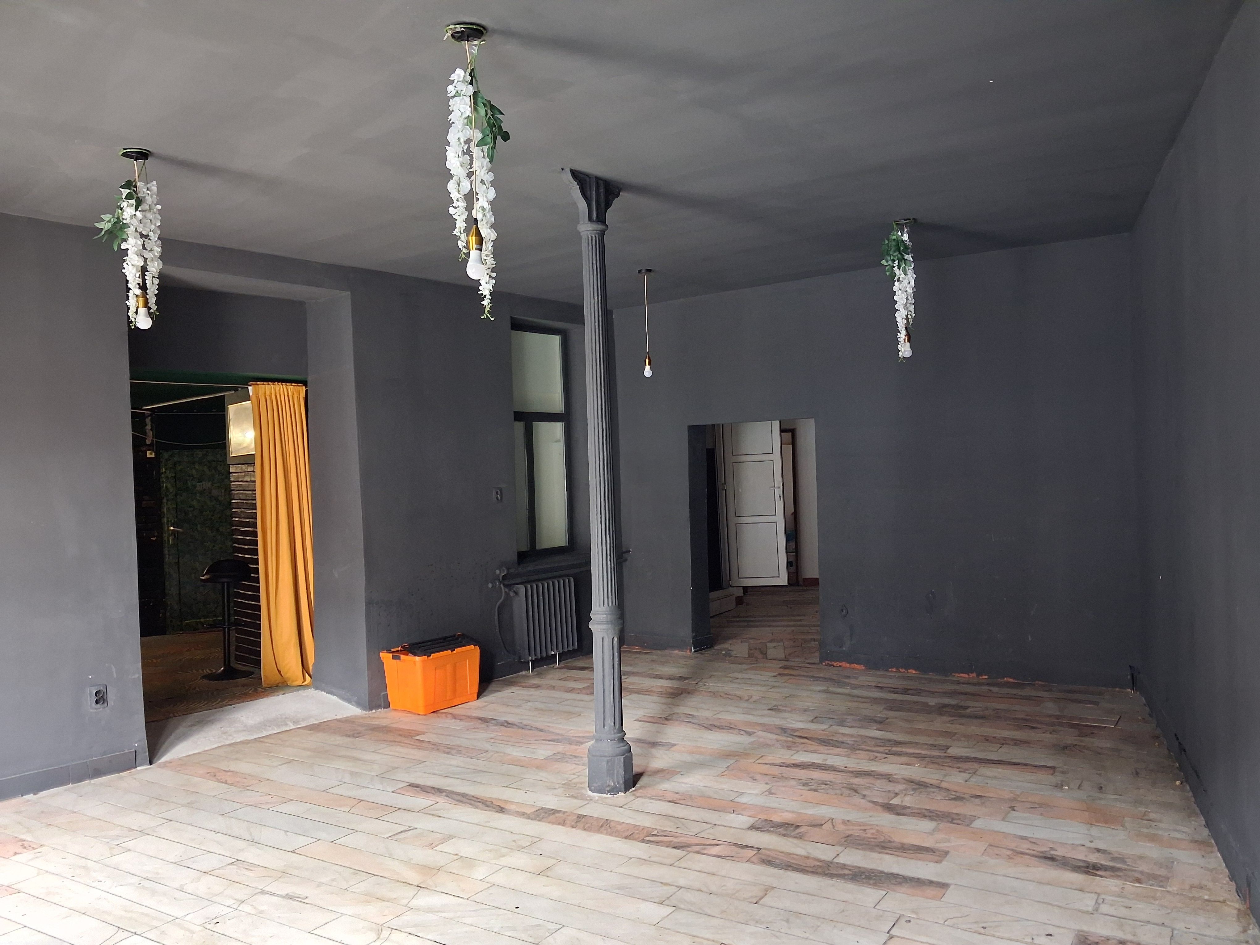 BRASADAS inchiriaza spatiu comercial stradal cu 3 intrari. — fotografia 4