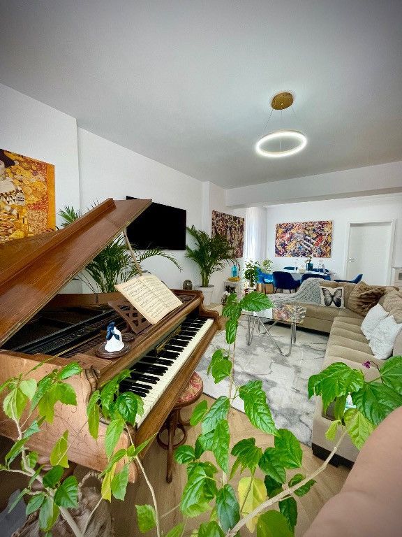 Apartament 3 camere cu terasa si loc de parcare zona Garii Obor — fotografia 3