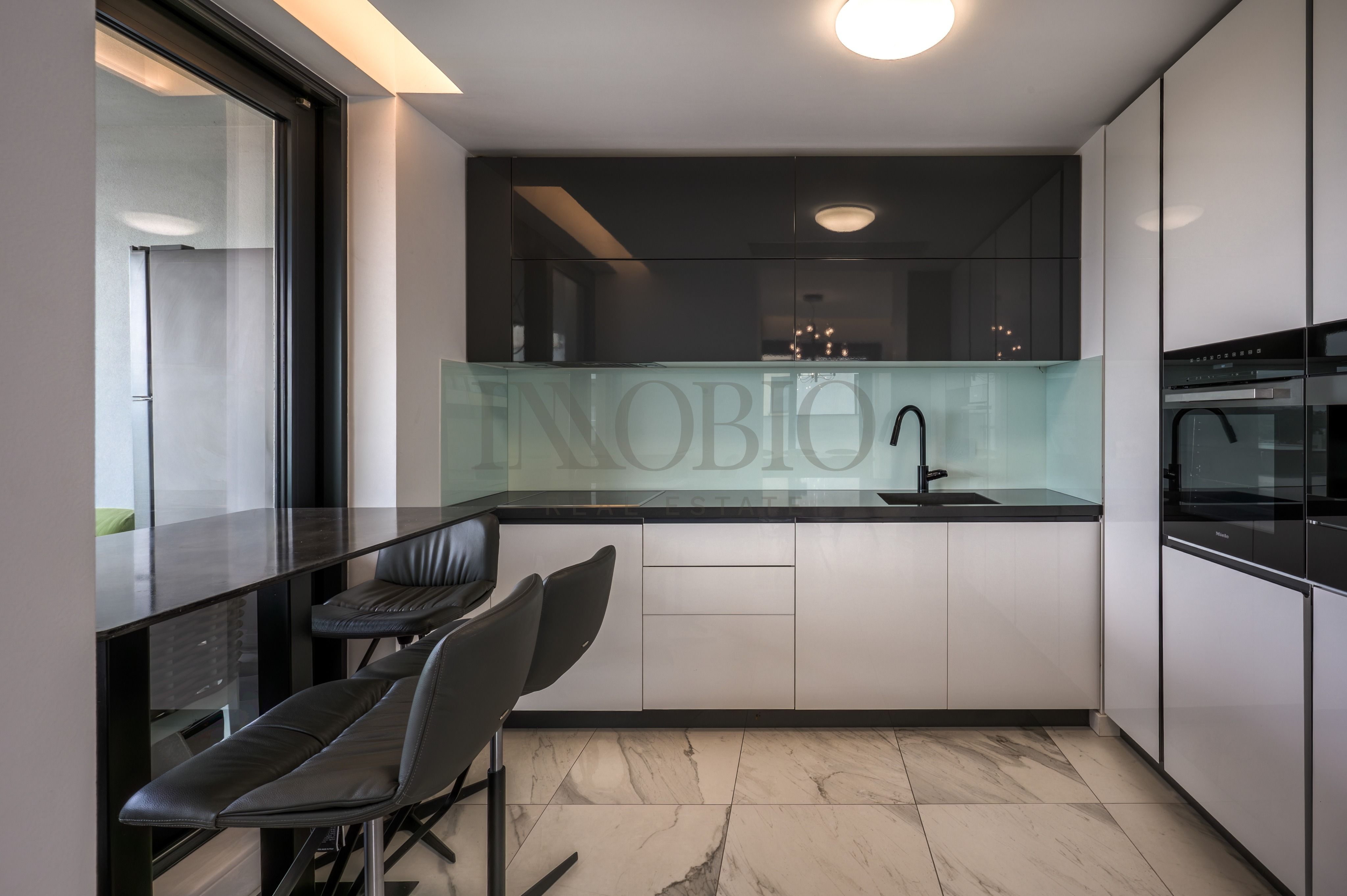 Duplex 4 Camere | One Herastrau Plaza — fotografia 8