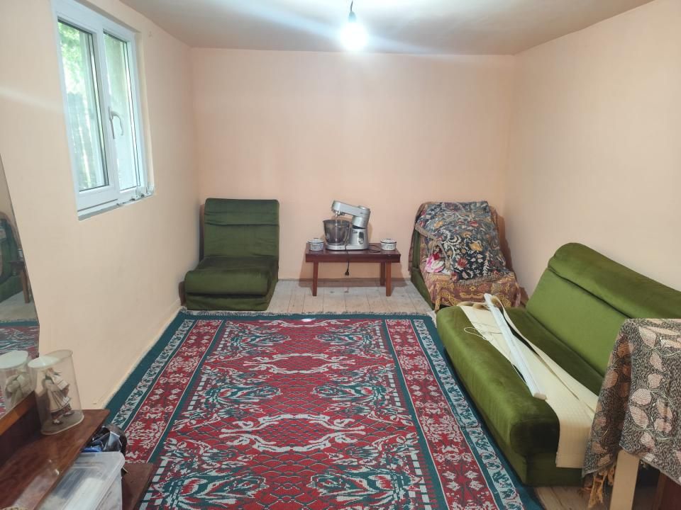 Casa, anexe si teren Floresti  Prahova 1075mp.! — fotografia 4