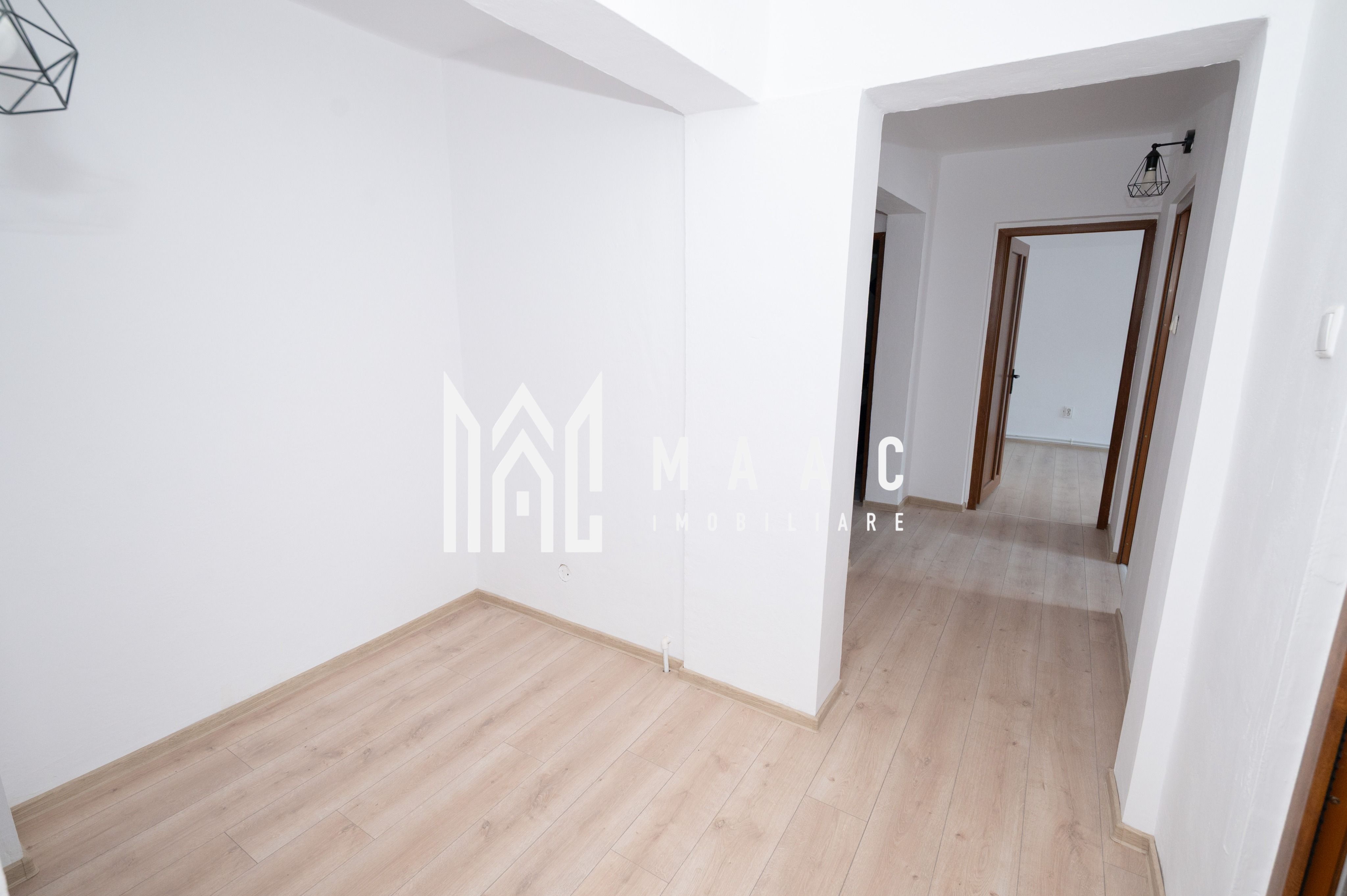 Apartament 3 camere de vânzare | Râmnicu Vâlcea | Traian | lift — fotografia 13
