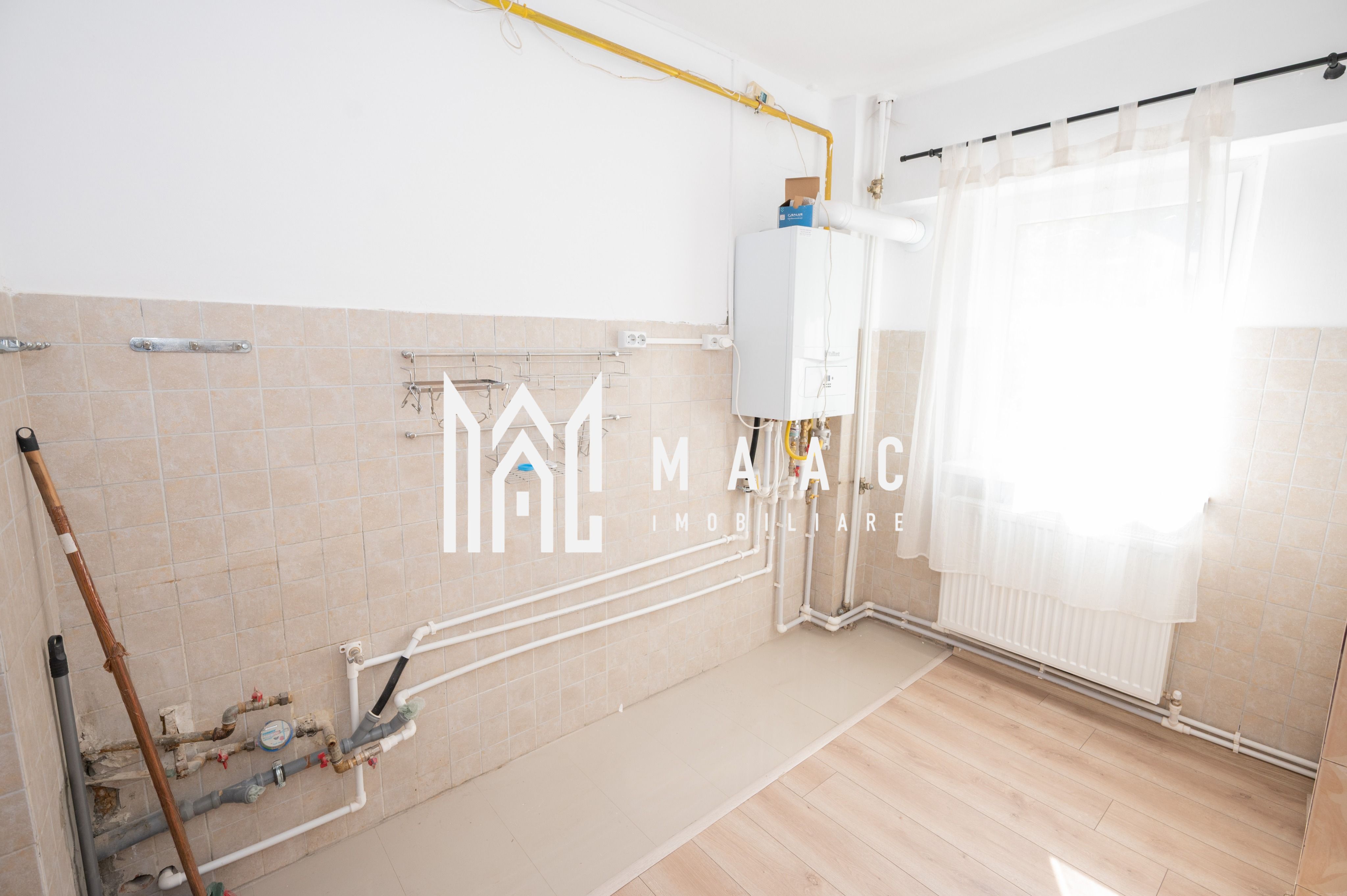 Apartament 3 camere de vânzare | Râmnicu Vâlcea | Traian | lift — fotografia 4