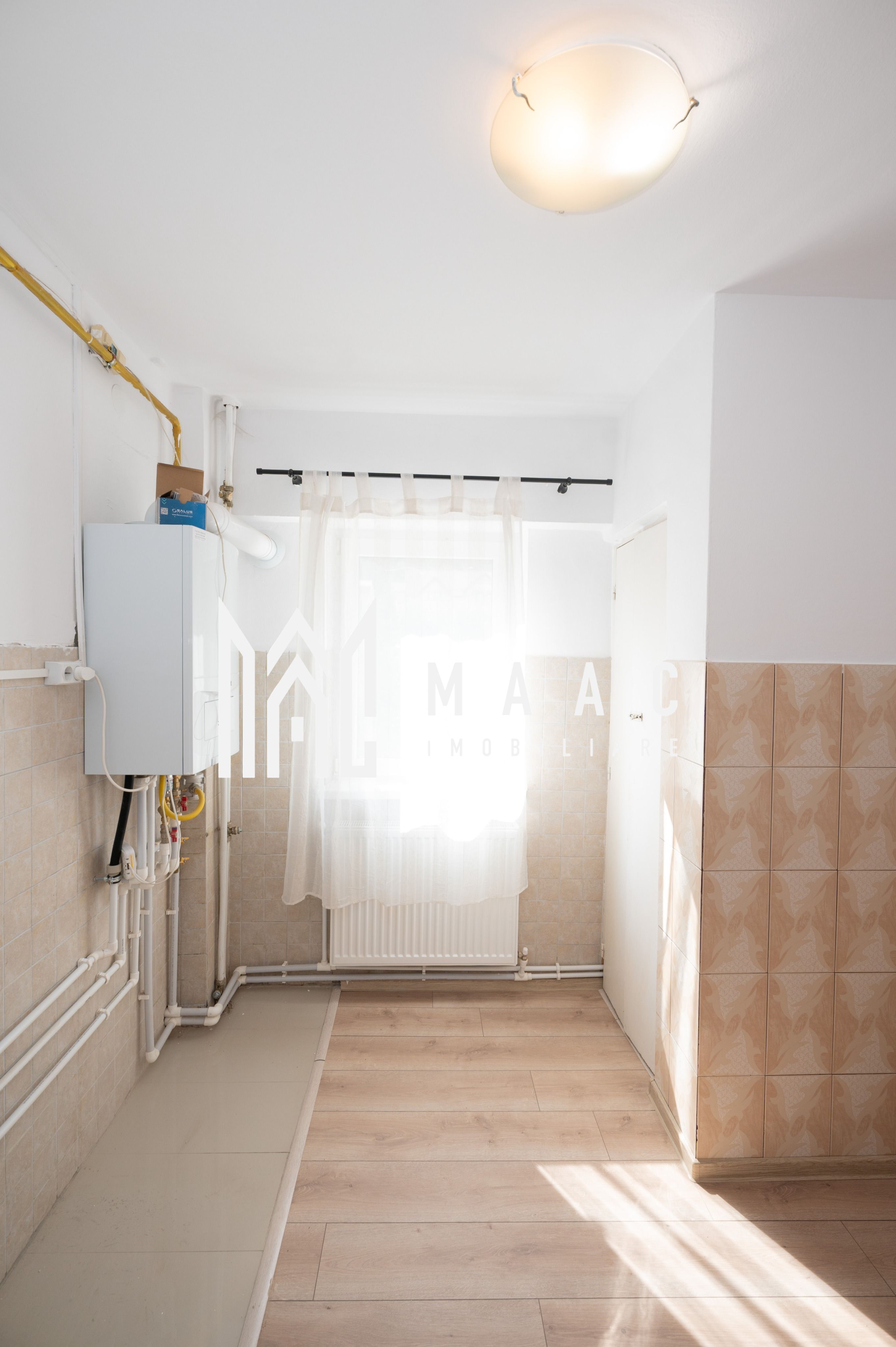 Apartament 3 camere de vânzare | Râmnicu Vâlcea | Traian | lift — fotografia 5