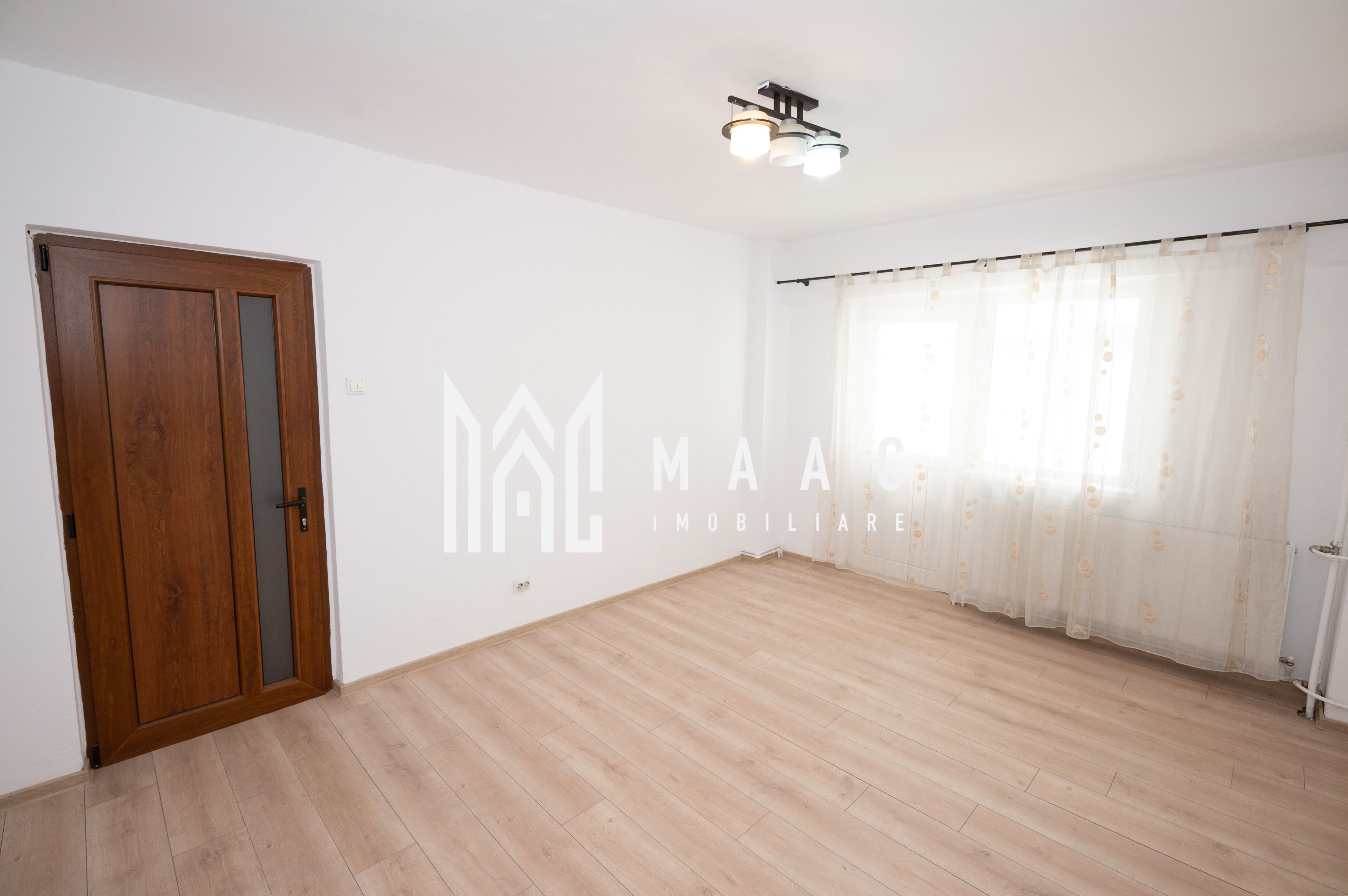 Apartament 3 camere de vânzare | Râmnicu Vâlcea | Traian | lift — fotografia 6