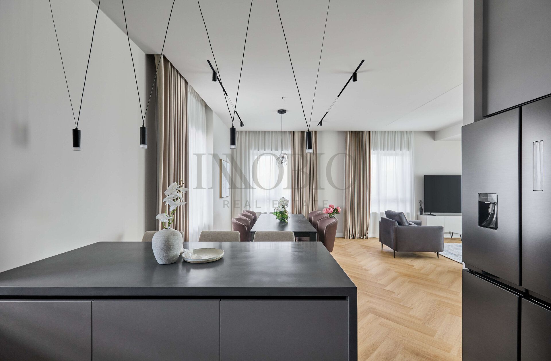 Penthouse 4 Camere | Terasa 148 MP | Jacuzzi | Pet Friendly — fotografia 8