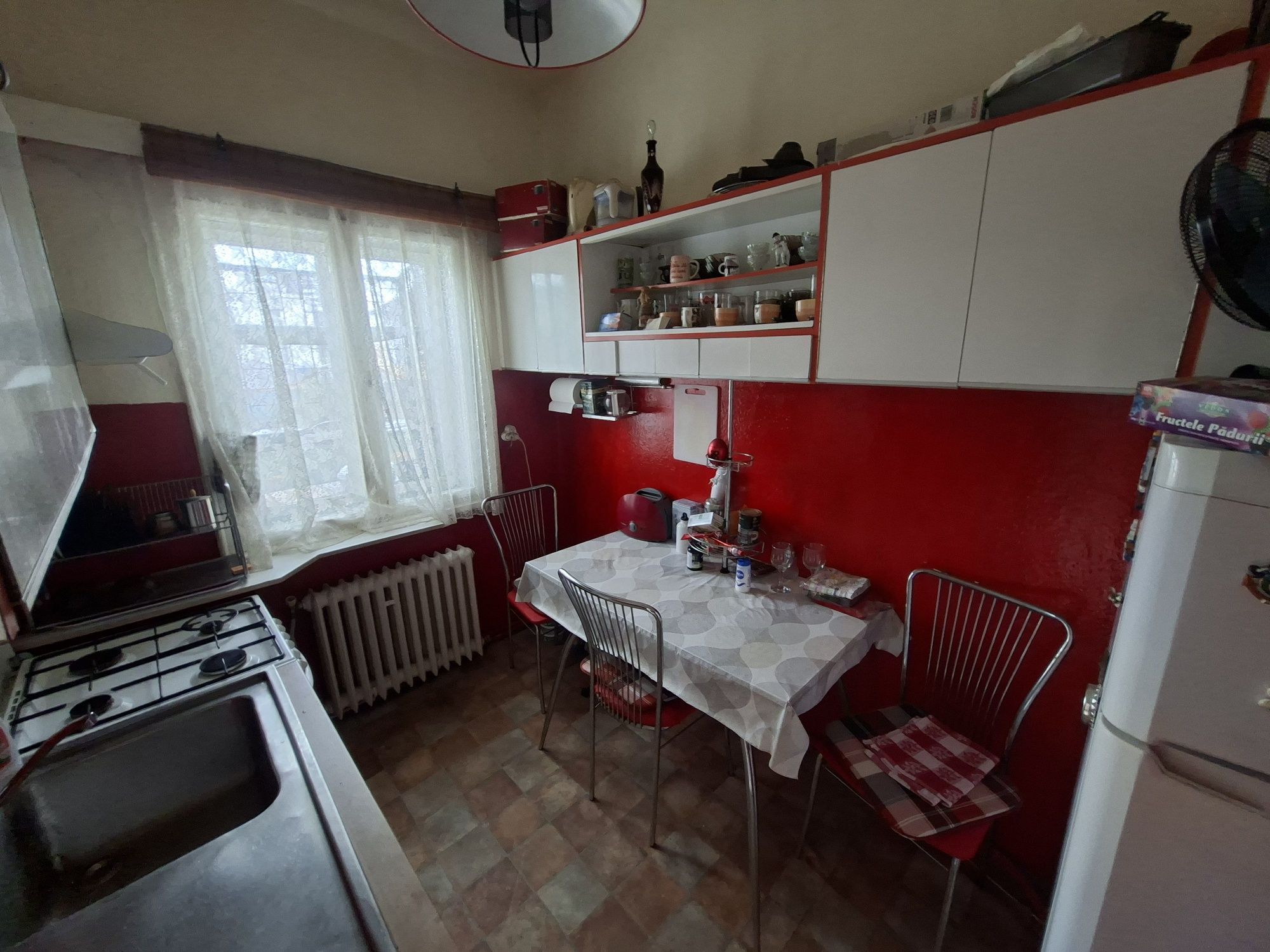 BRASADAS vinde apartament cu 3 camere la etaj in casă — fotografia 5
