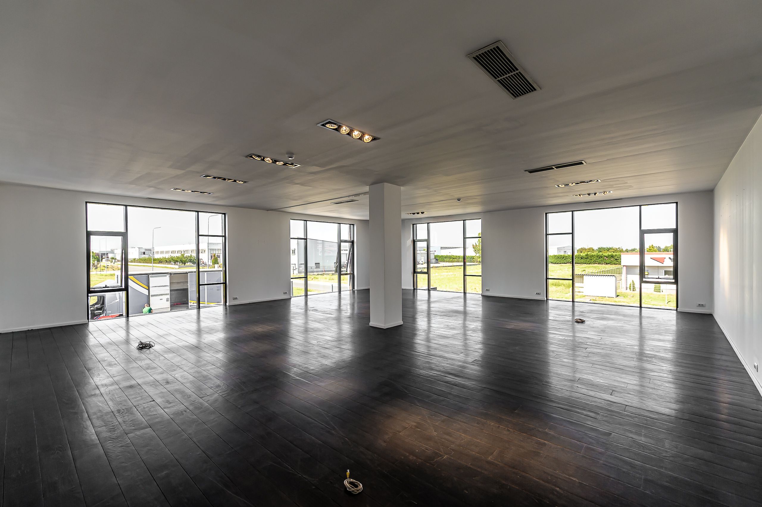 Birouri Premium de 304 mp în Zona Industrială Vest Arad — fotografia 8