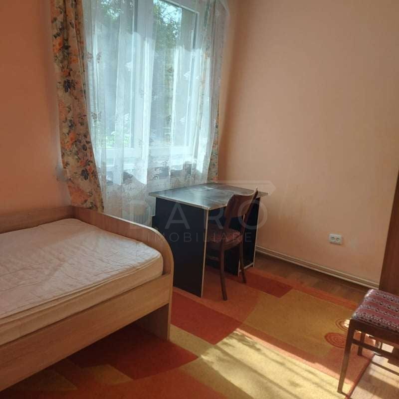 oferim spre inchiriere apartament cu 3 camere  Tudor — fotografia 4