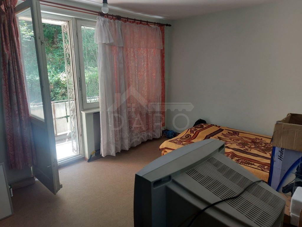 oferim spre inchiriere apartament cu 3 camere  Tudor — fotografia 5