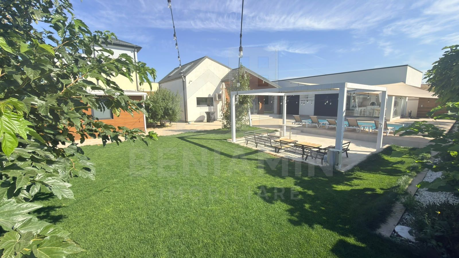 Casă Pasiva Premium- Zona Panoramic- 1100 MP Teren- Piscina -2025 — fotografia 5