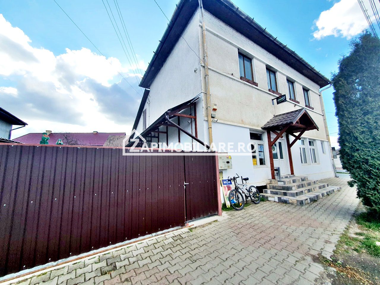 Spatiu Comercial  11 camere,370 mp utili,960 mp teren — fotografia 6