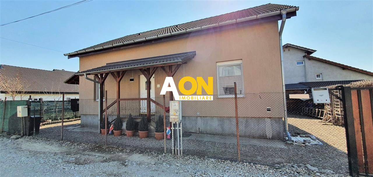 Casa D+P+M, 6 camere, 300 mp teren, zona Arex